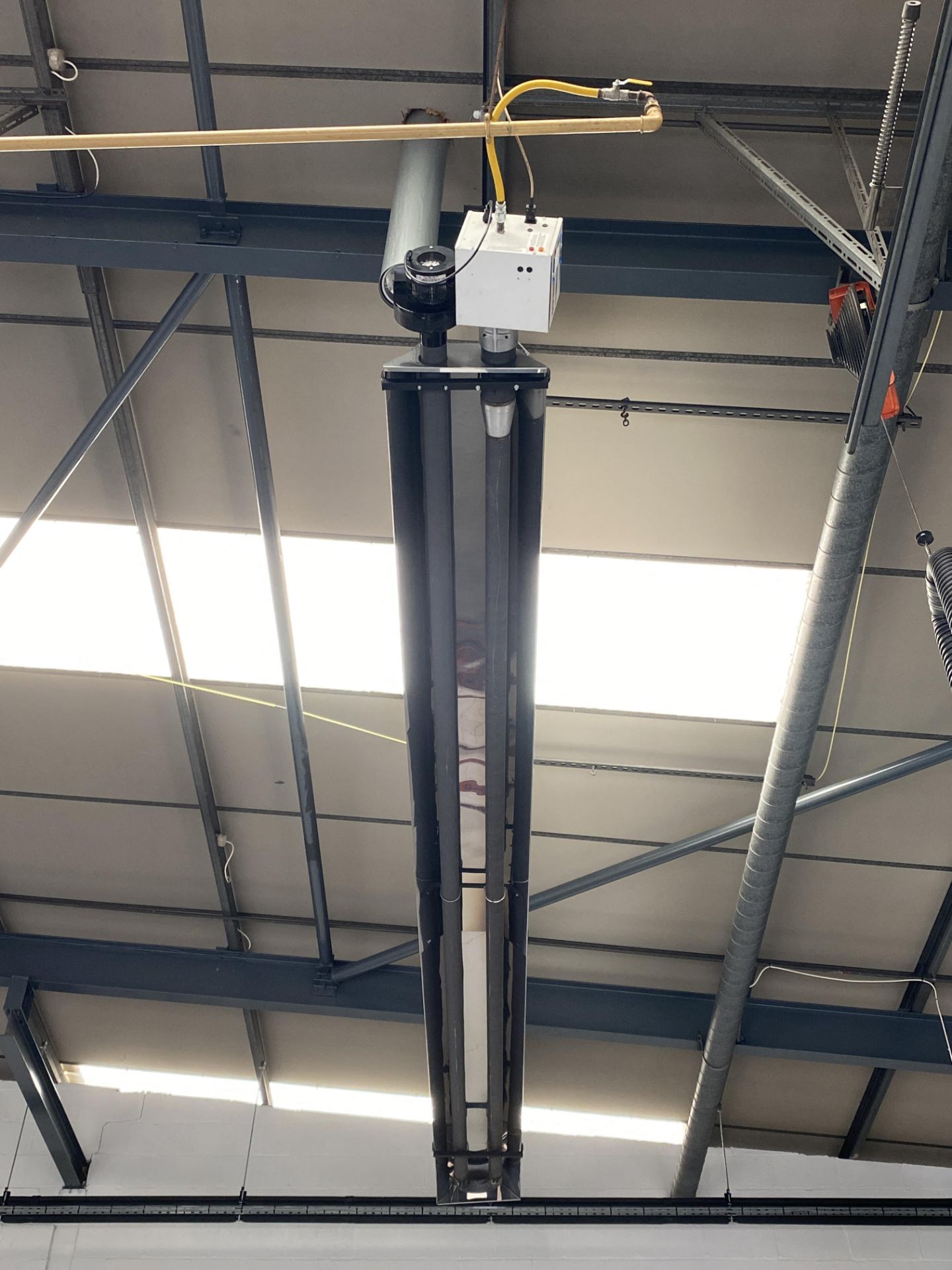 6 x AMBIRAD Vision Roof Mounted Commercial Gas Space Heaters.