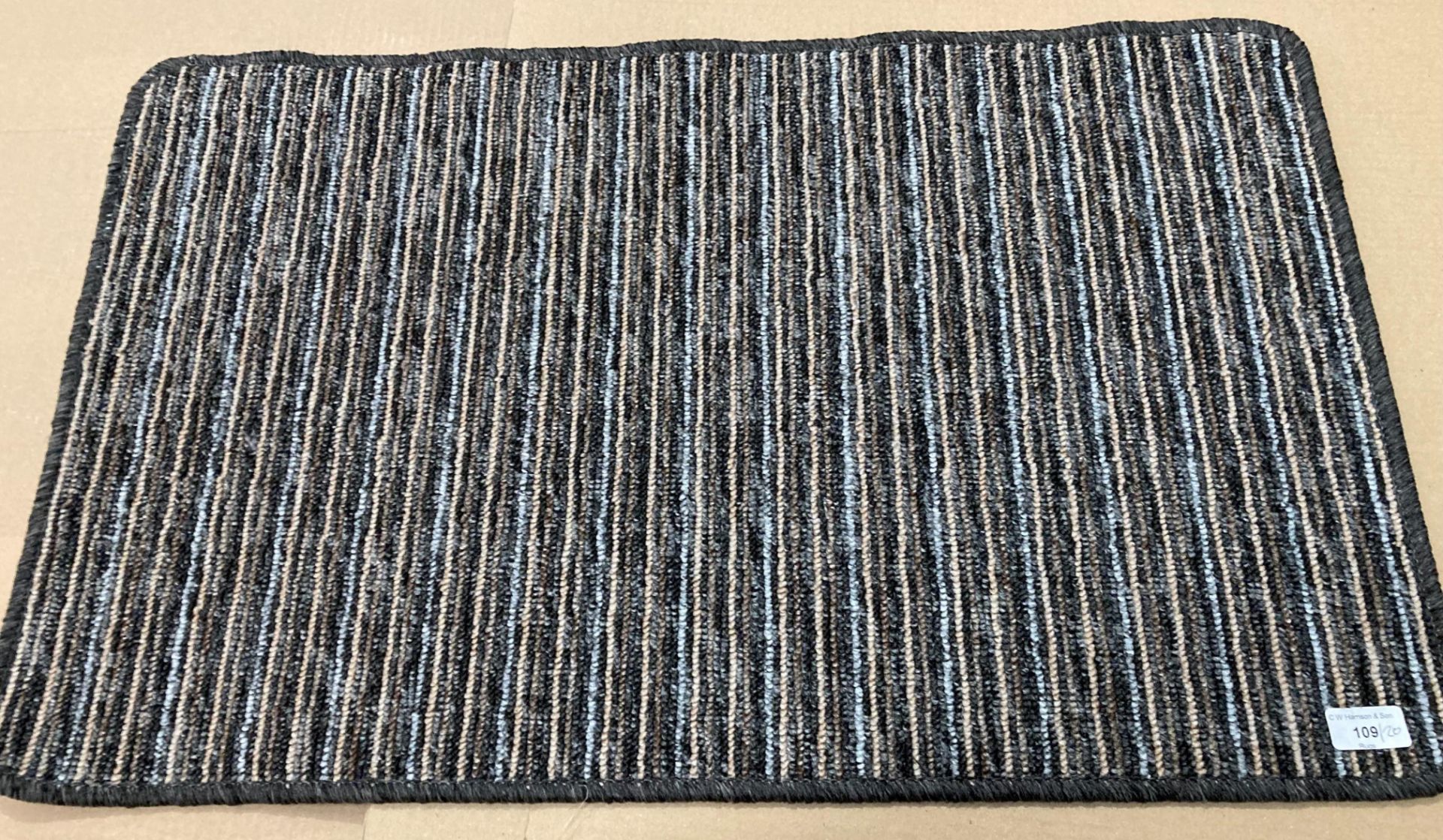 20 x brown and grey striped mats 80cm x 50cm *Please note the final purchase price is subject to