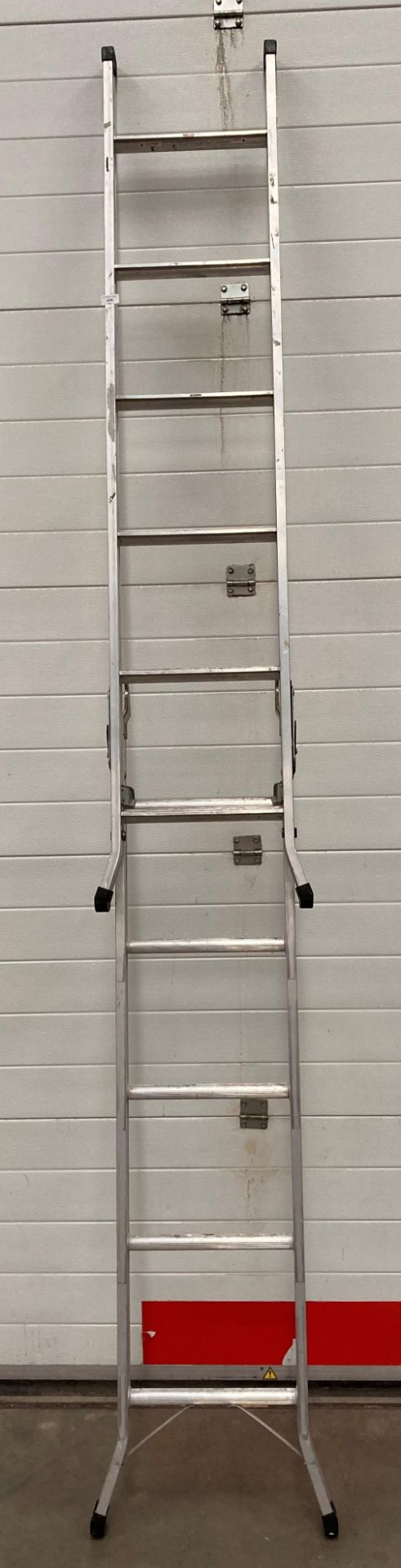 Abru 11 rung folding combination ladder (roller door) - Image 3 of 3