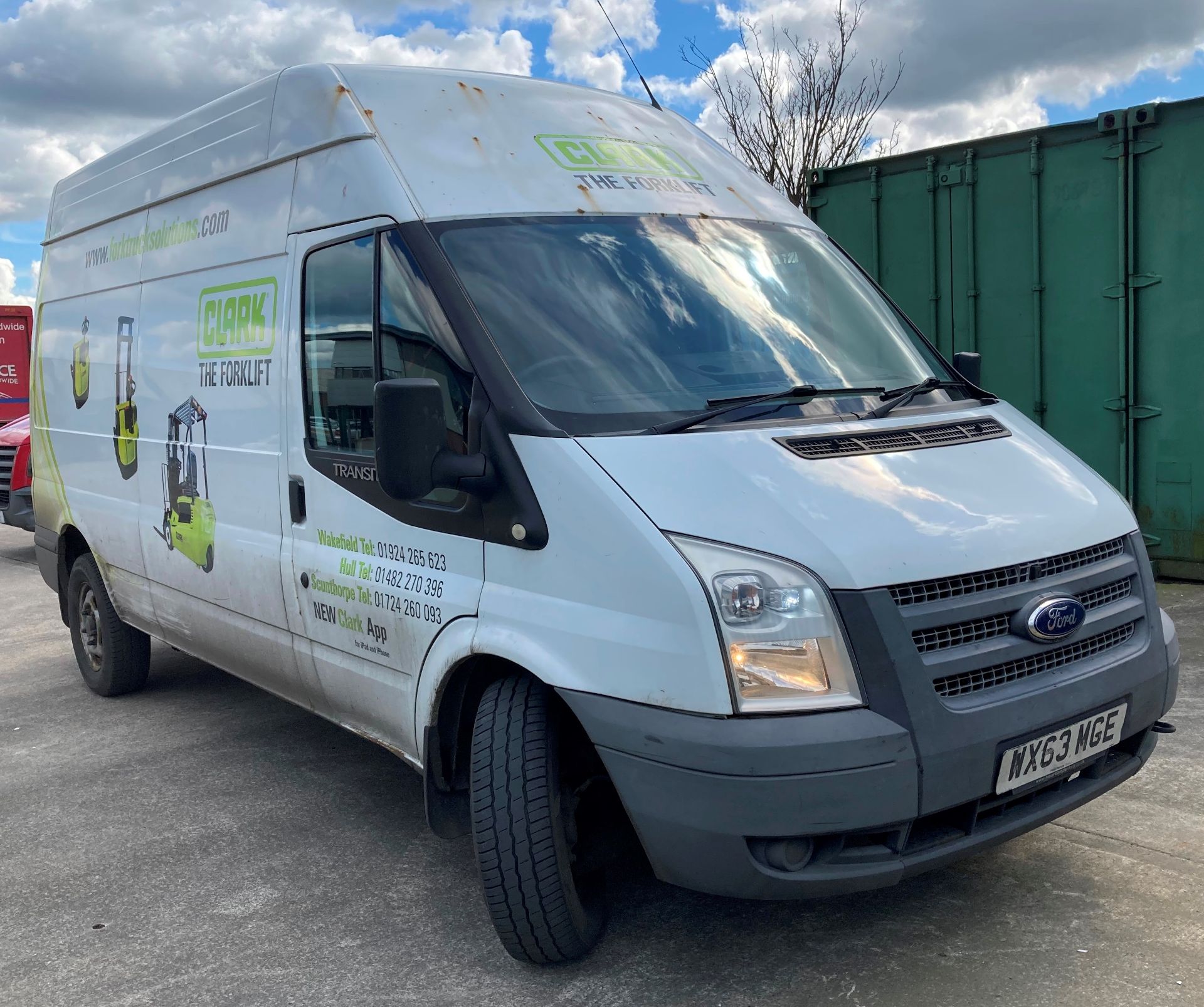 FORD TRANSIT 125 T350 RWB 2.2 panel van - diesel - white.