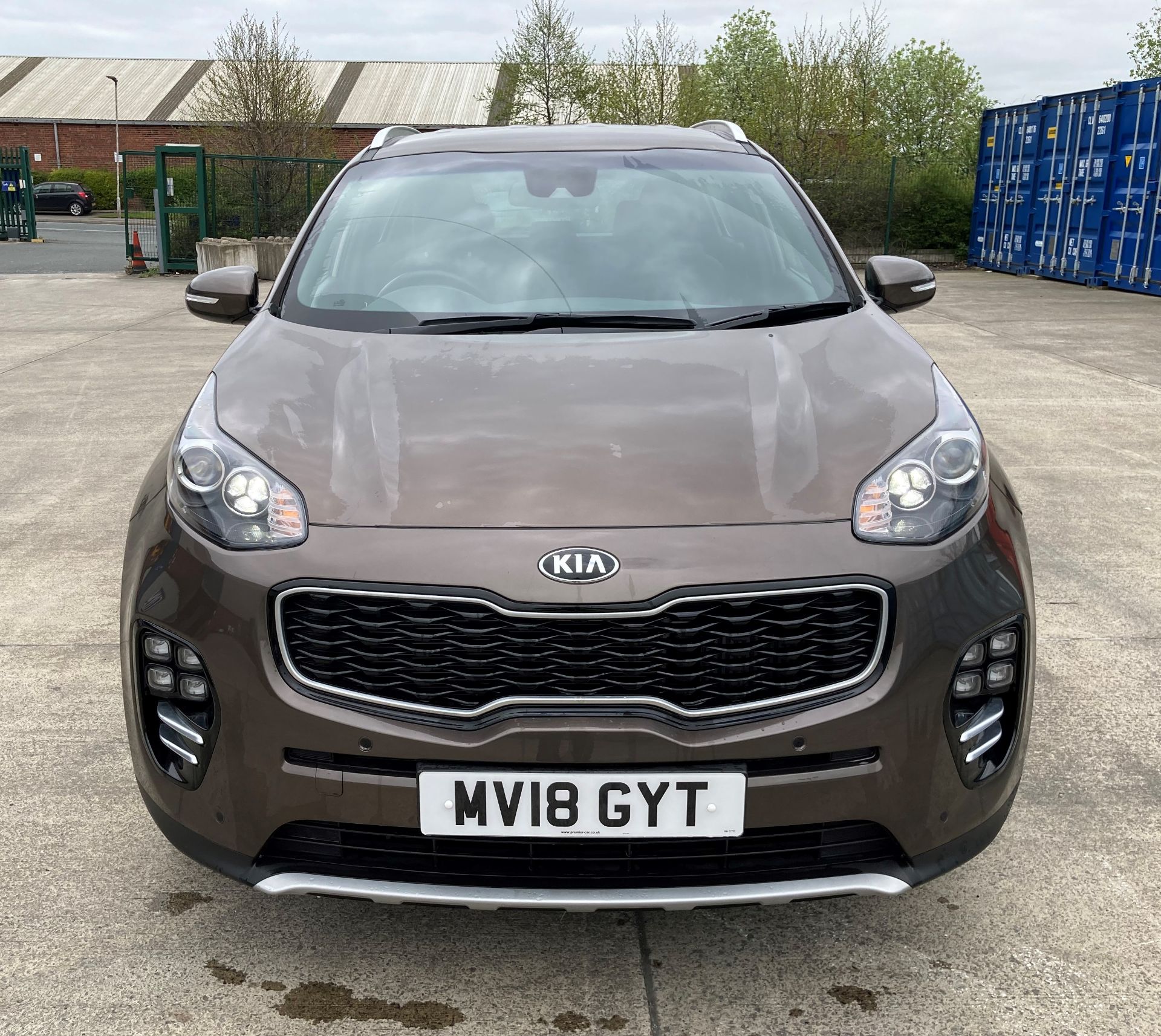 KIA SPORTAGE GT-LINE 2.0 CRDi 4x4 Estate - diesel - brown with grey/black leather interior. - Image 2 of 13