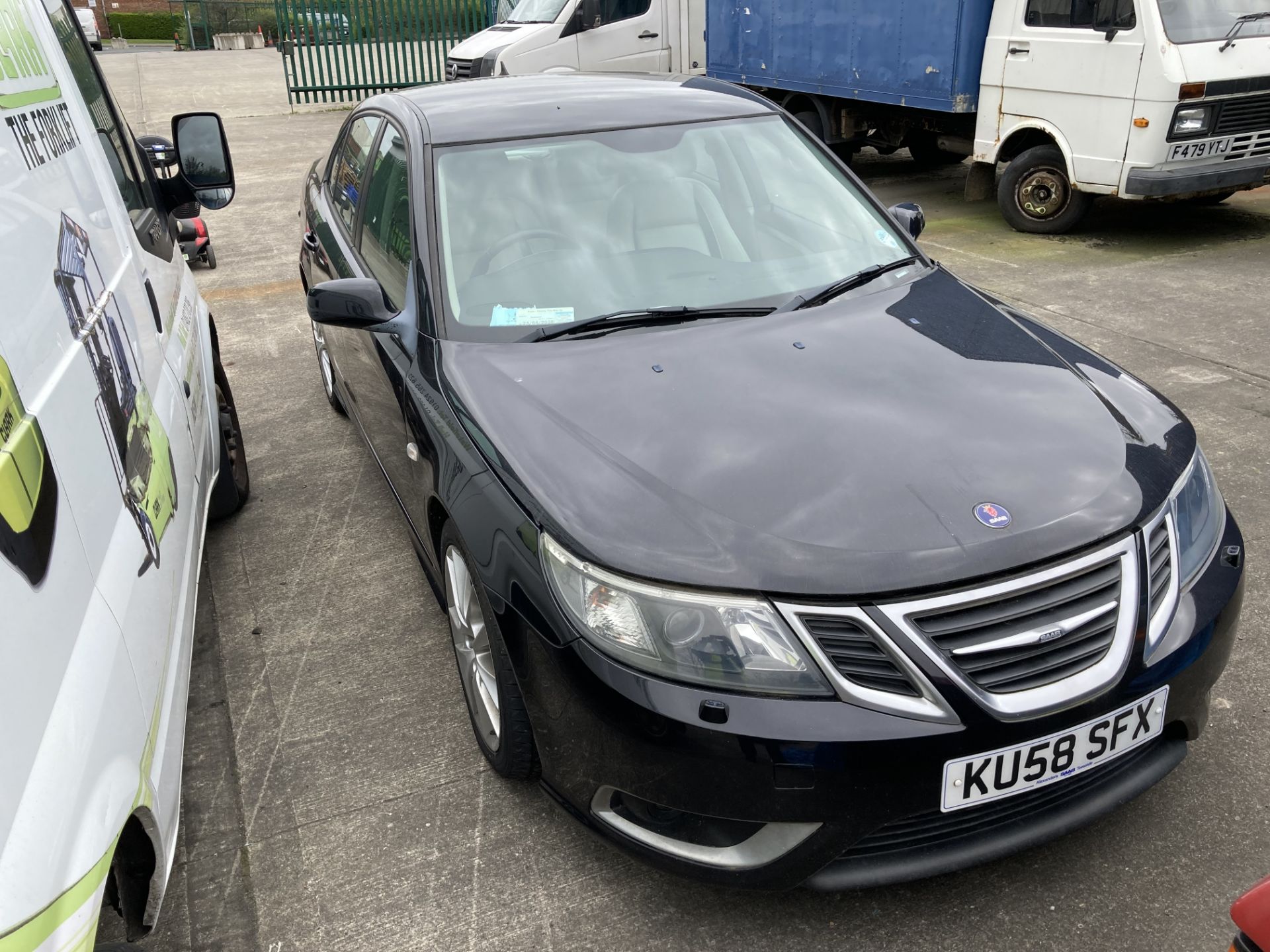 SAAB 9-3 AERO 1.9 TTID Automatic four door saloon - black with cream leather upholstery.