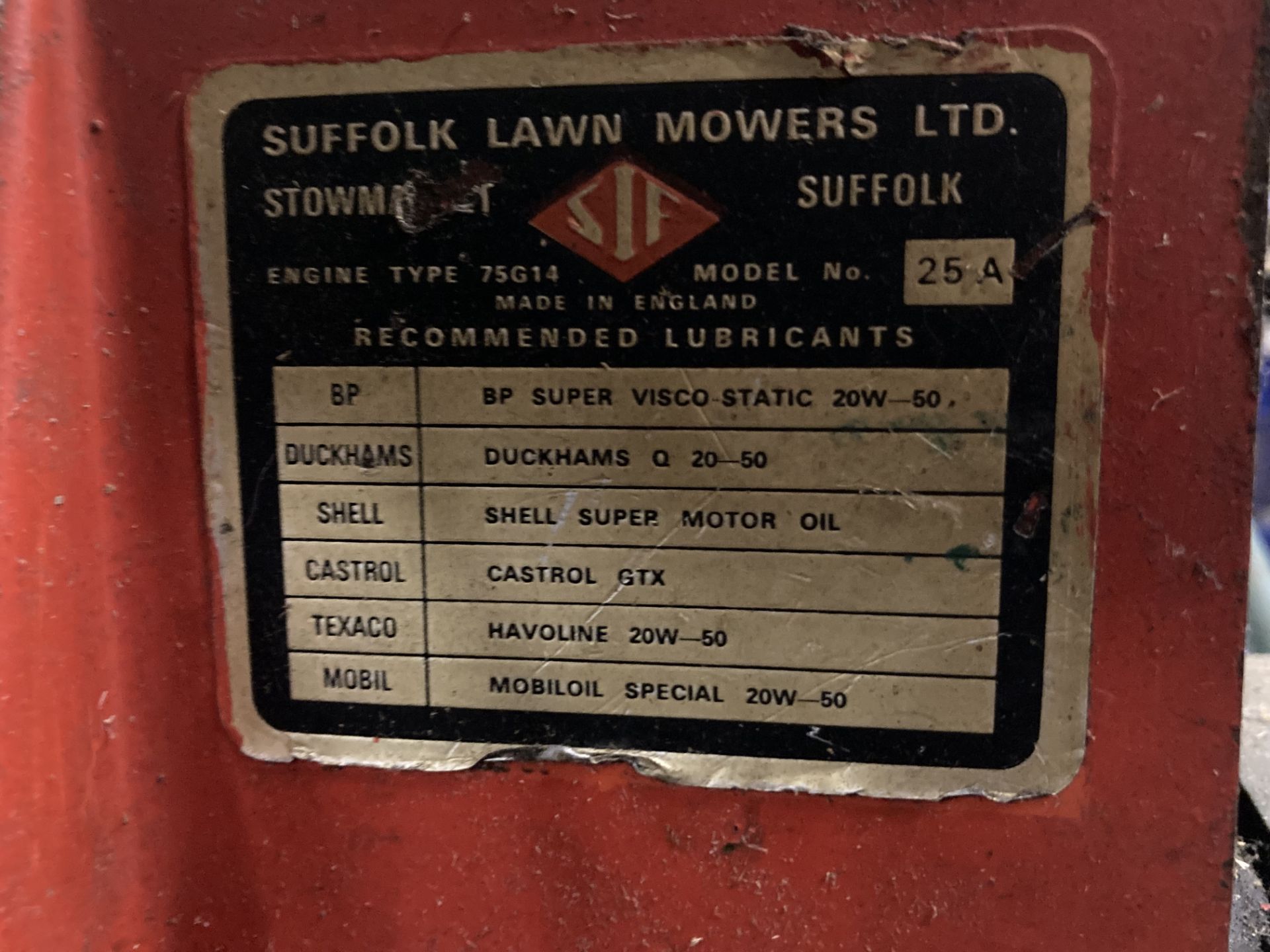 A Suffolk Lawnmower Ltd model 25A petrol cylinder lawnmower complete with collection bucket - not - Image 4 of 4