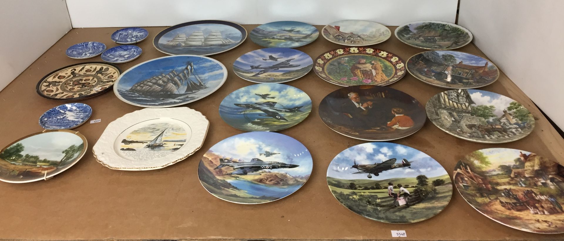 Twenty-one plates including Wedgwood - four The Dawn of the Jet Age, Lancelot and Guinevere,