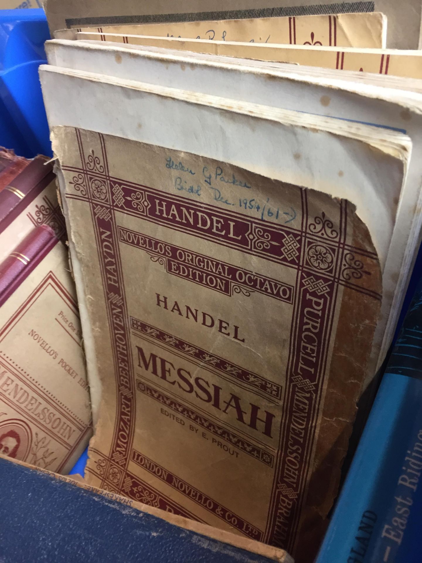 Blue plastic box and contents - twenty books including seventeen musical scores Messiah Christmas - Image 3 of 10