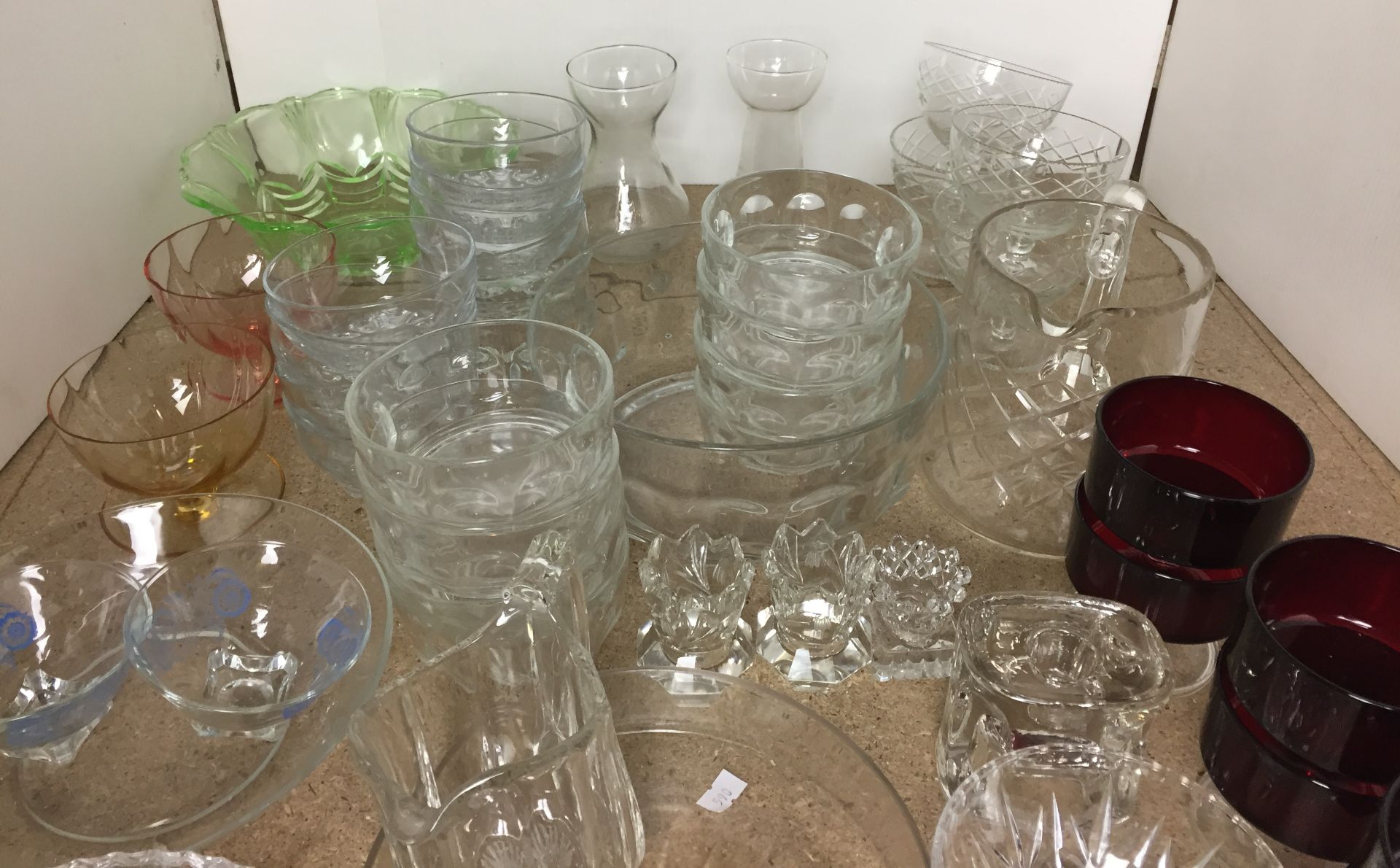 Forty five plus pieces of glassware including 22cm diameter trifle bowl with eight matching dishes, - Image 3 of 4