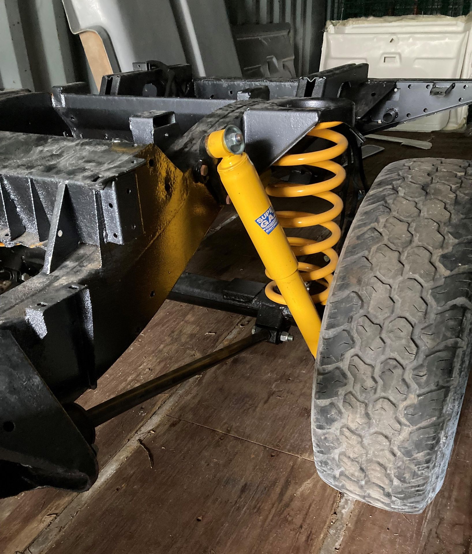 LANDROVER LWB 110 CHASSIS, re-coated, new coil springs, new Super Gaz suspension by Brit Part, - Image 19 of 26