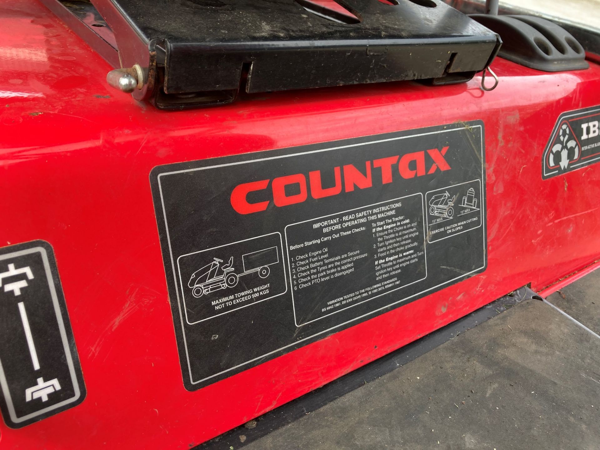 A COUNTAX C600H PETROL RIDE ON MOWER, model C1100006. Date of manufacture: 12.12.2012. RPM: 2900. - Image 4 of 7