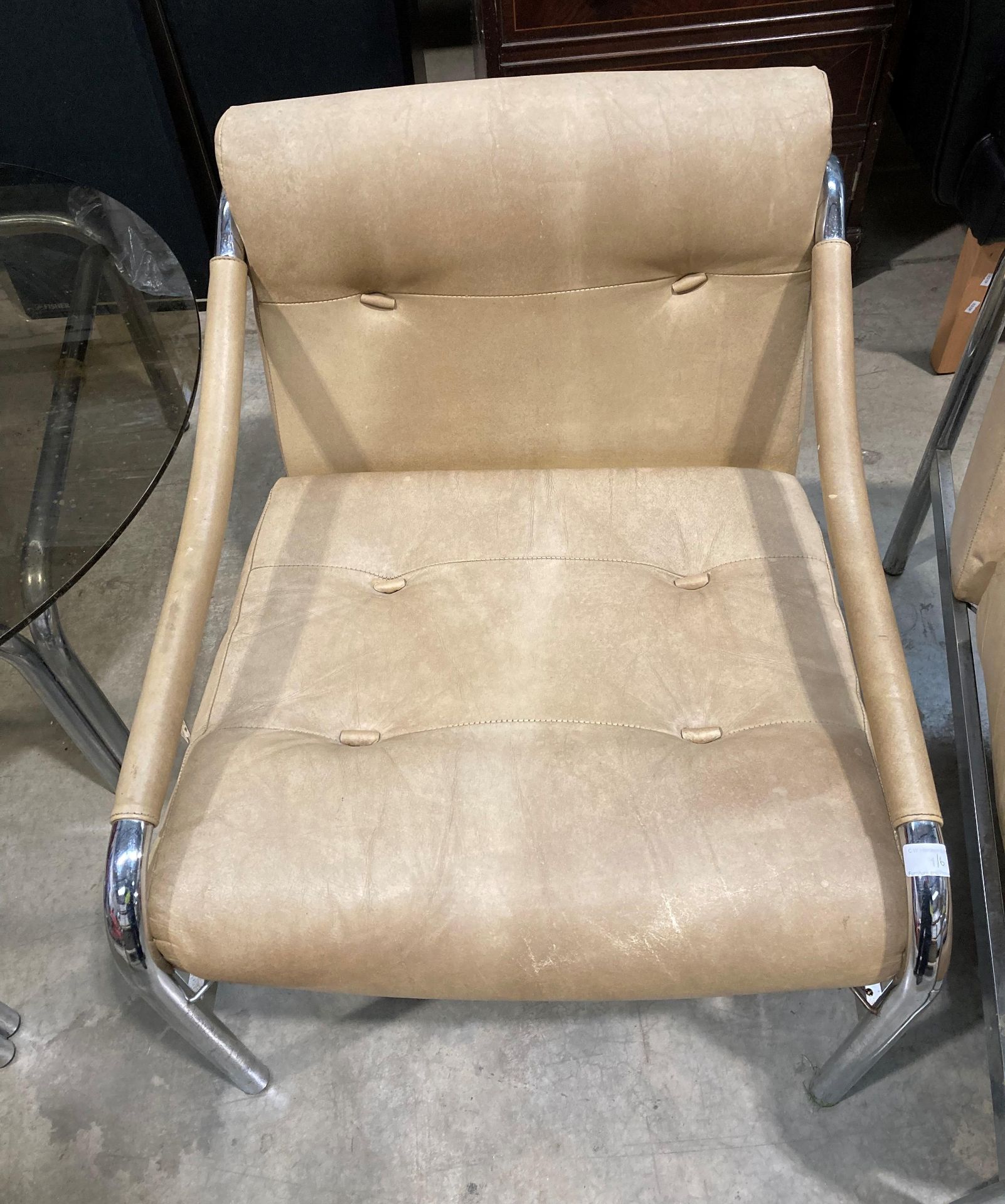 A 1970s vintage set of four chrome framed studio lounge chairs in light tan leather made by Pirelli, - Image 5 of 11