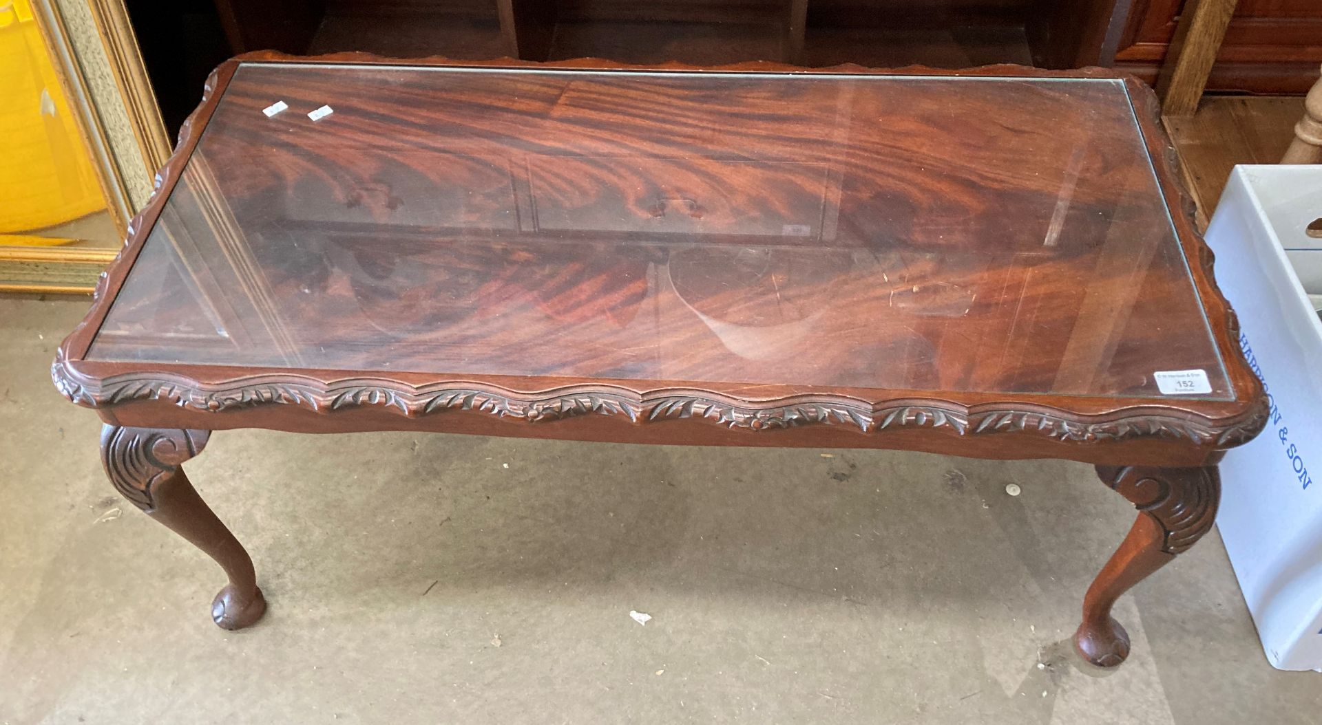 A walnut coffee table on cabriole legs with glass inset top 100cm x 46cm (MST) - Image 2 of 4