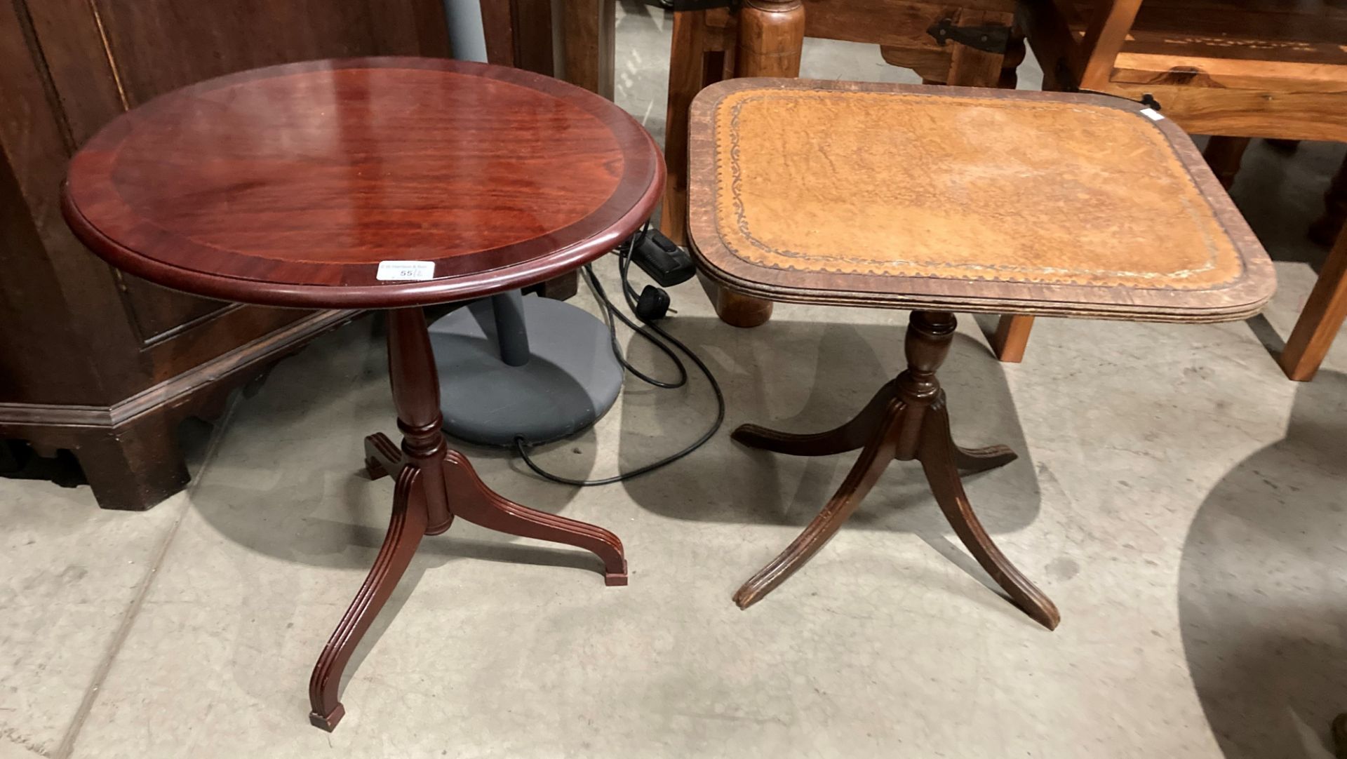 A small reproduction mahogany oval side table and a mahogany side table with light brown tooled - Image 4 of 4