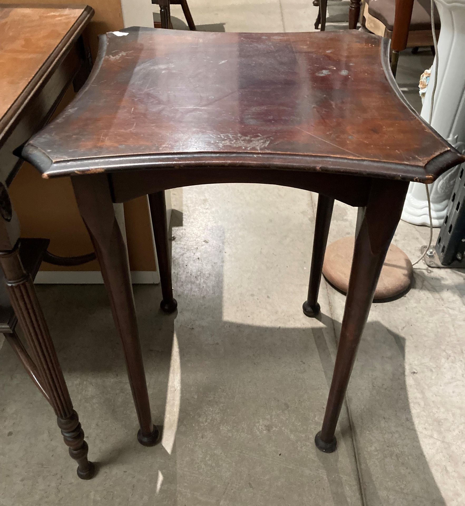 A mahogany square side table 54cm x 54cm with undertray and a mahogany shaped top side table 54cm x - Image 6 of 6