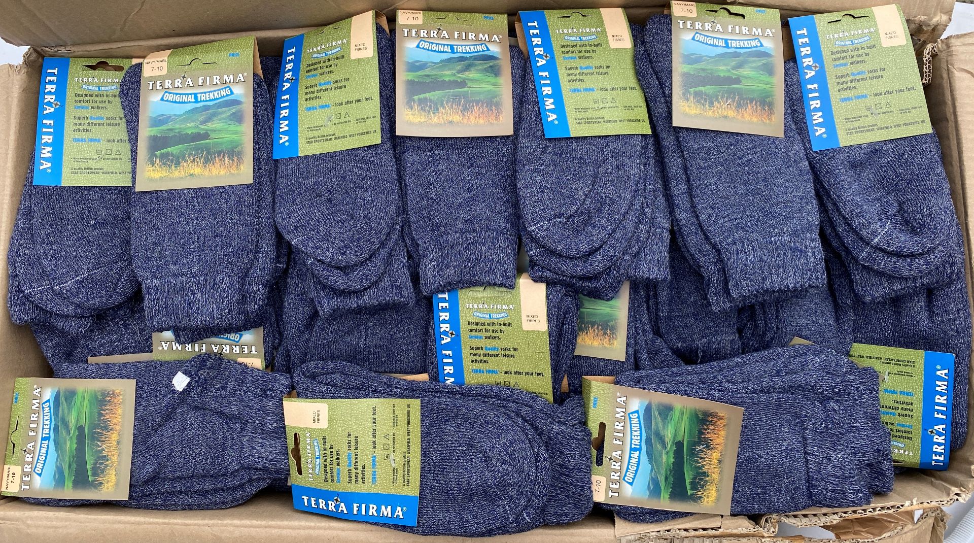 112 pairs Terra Firma navy marl socks size 7-10 (Box 27)