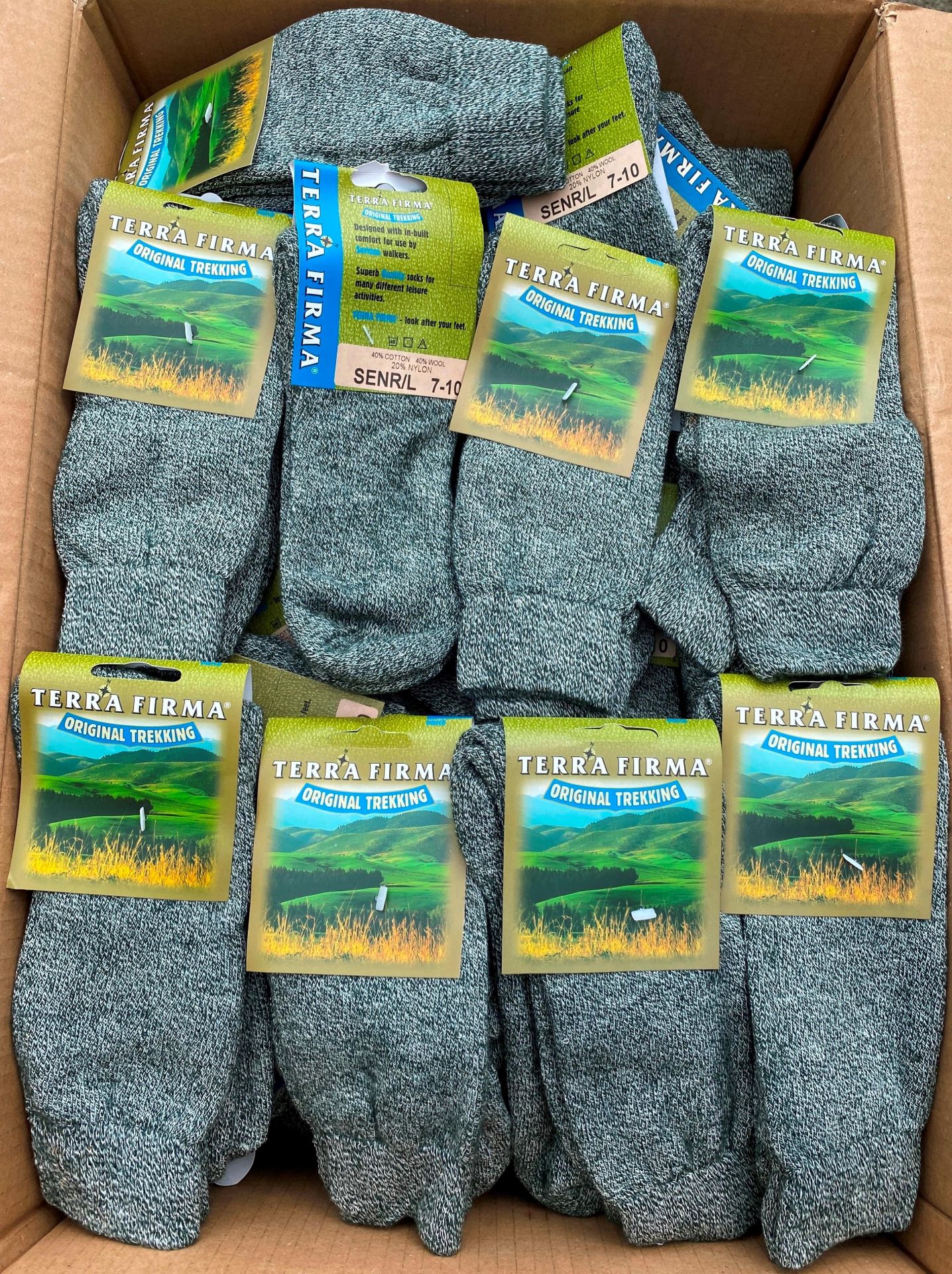 72 Terra Firma grey socks size 7-10 (Box 57)