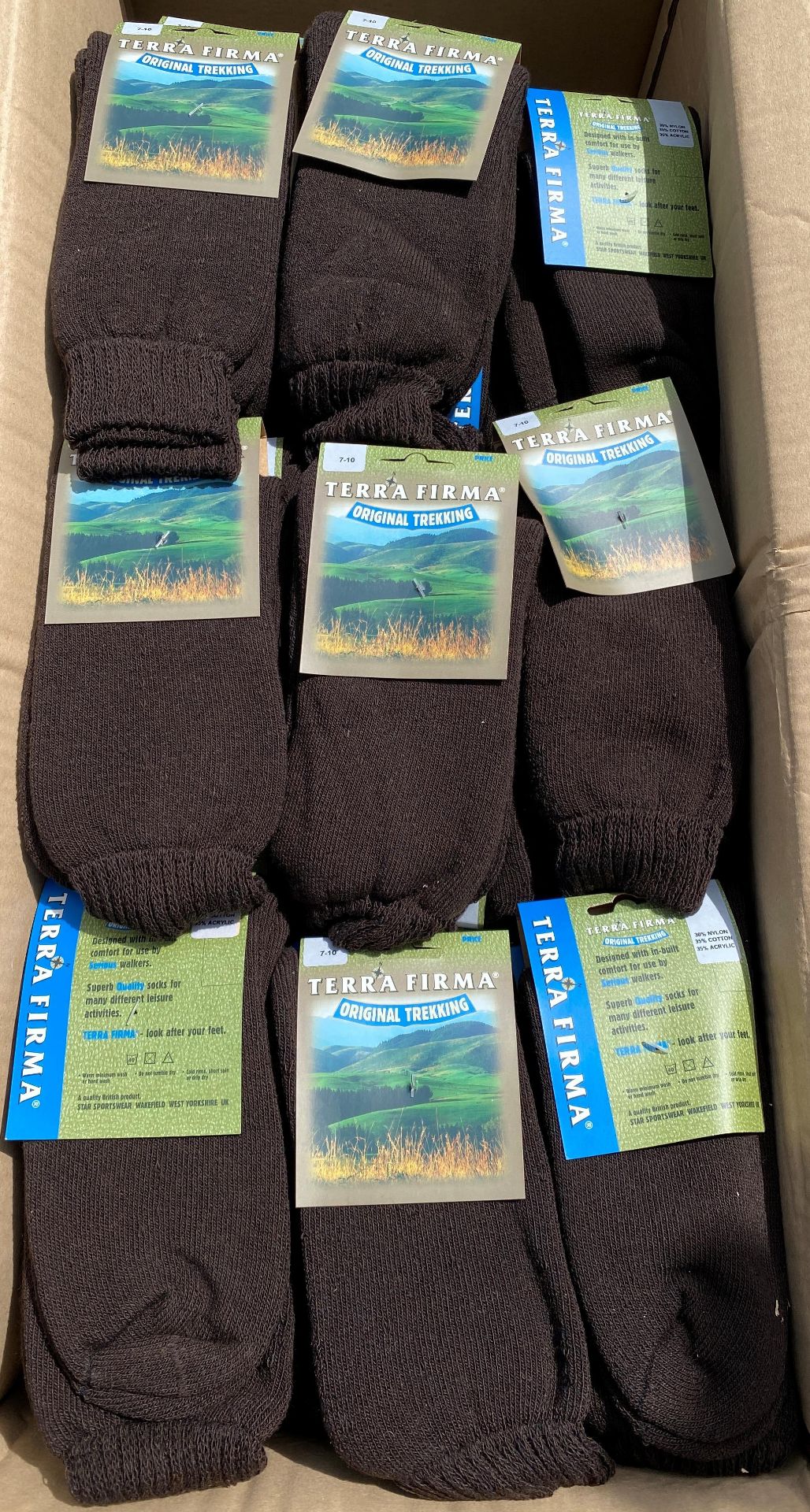 65 pairs Terra Firma brown socks size 7-10 (Box 56)