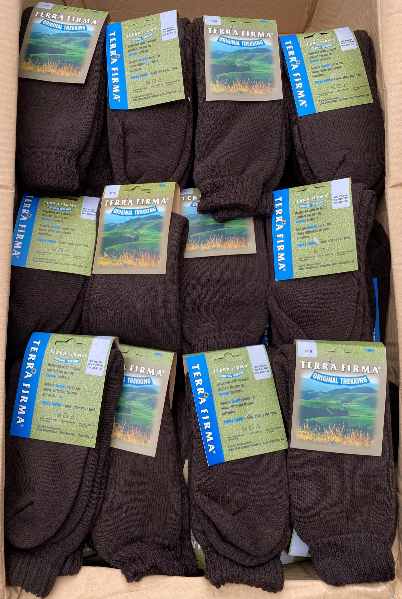 71 pairs Terra Firma brown socks size 7-10 (Box 18)