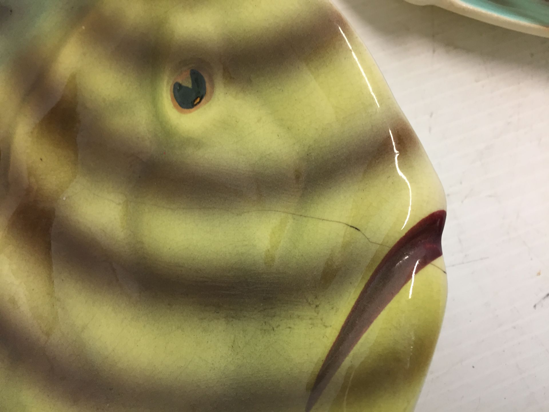 Shorter & Son ceramic fish set comprising six plates 24x22cm max, jug, - Image 3 of 4
