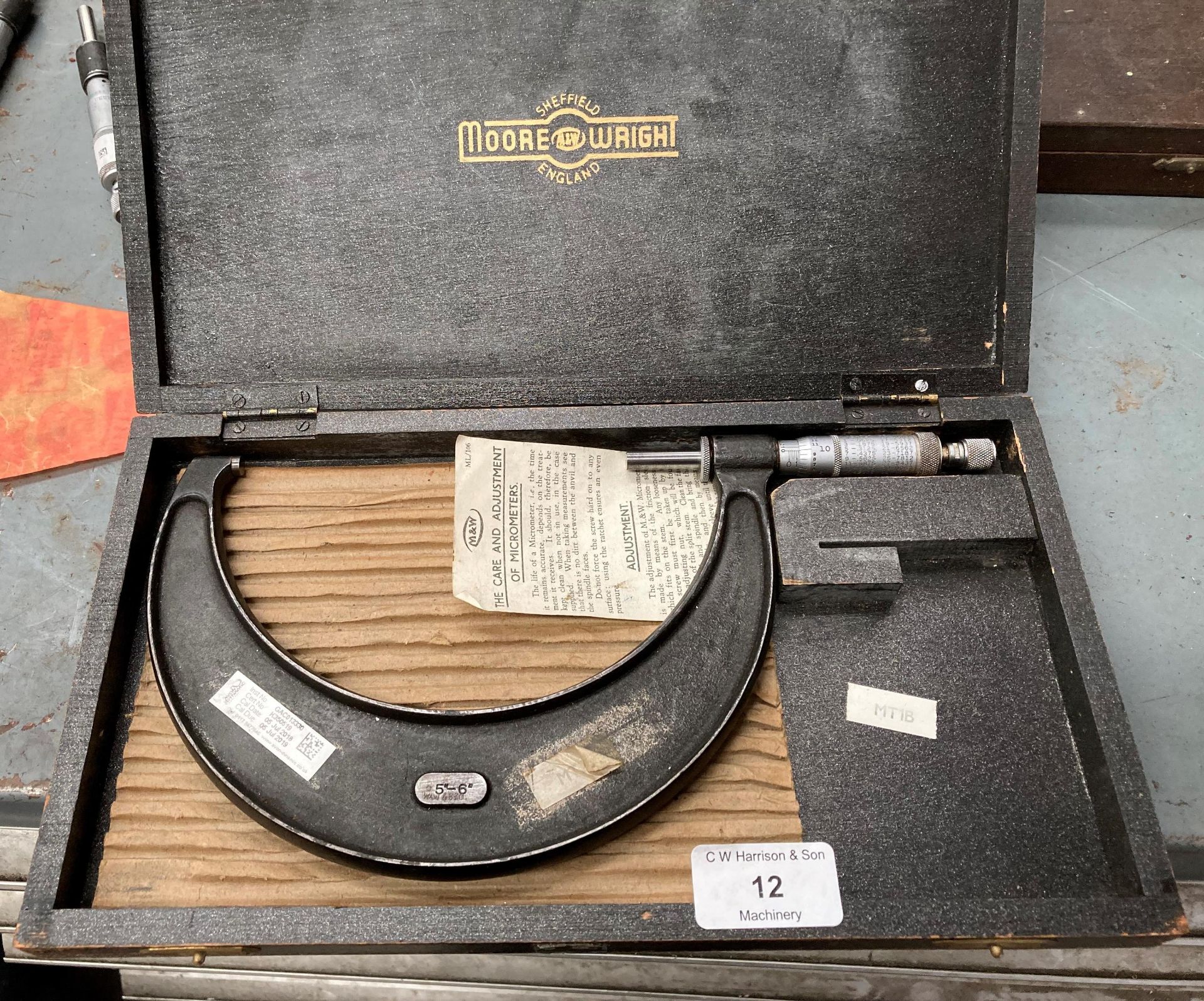 M&W micrometer in case (5"-6")