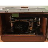 Singer ED530675 foot operated sewing machine in a crocodile skin effect carrying case 240v (S1 T6)