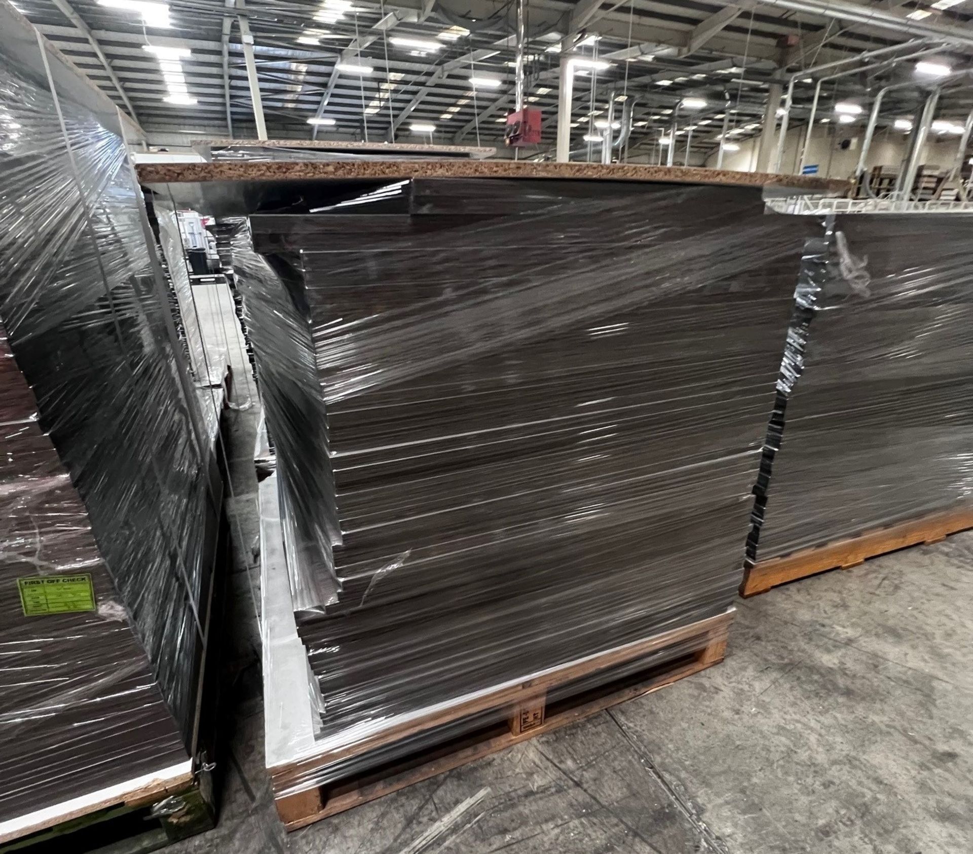 2761 Driftwood colour kitchen doors and drawer fronts, brand new 13 pallets, ready to load. - Image 6 of 14