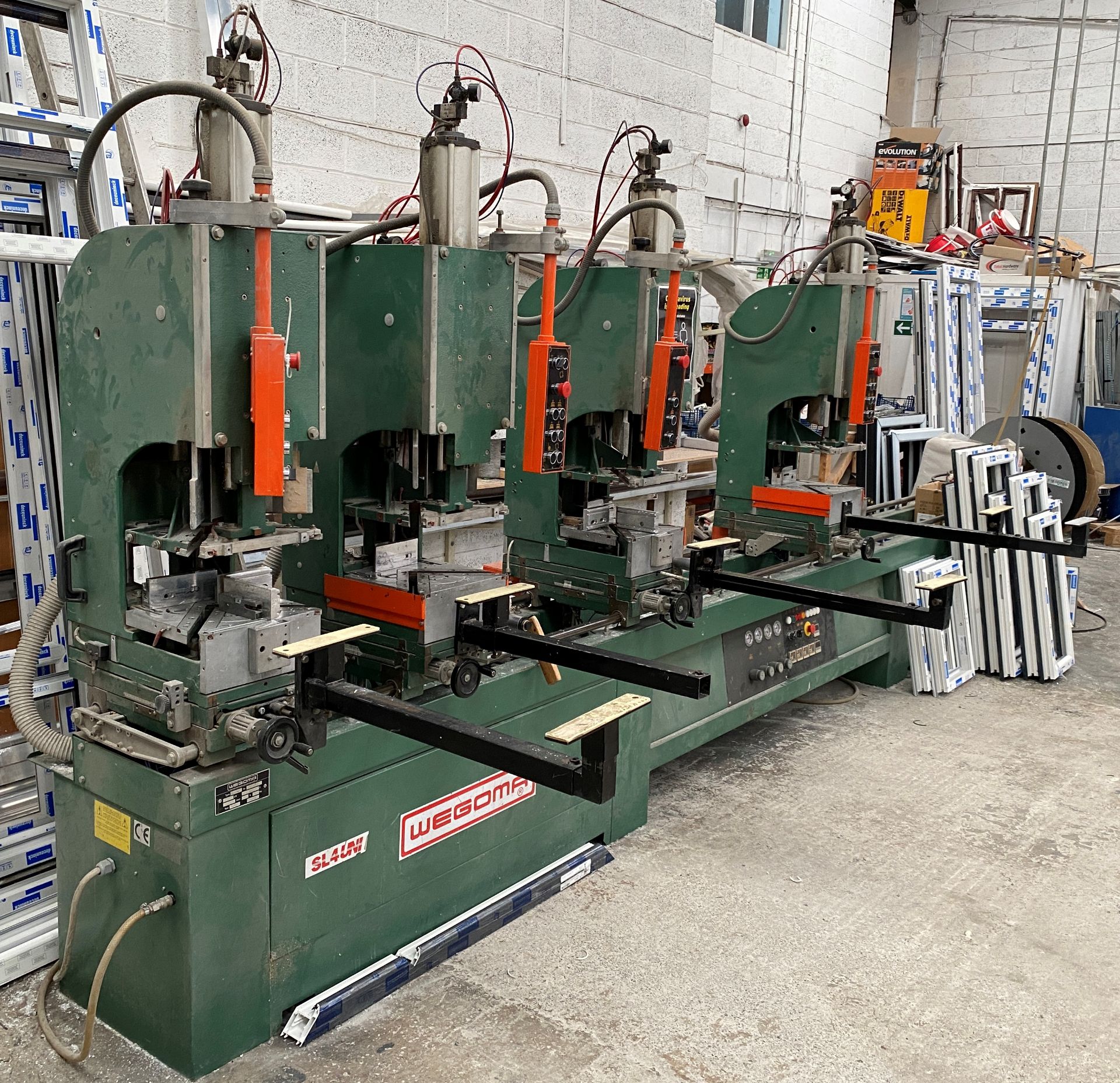 Wegoma SL4UNI Four Headed Welder s/n.