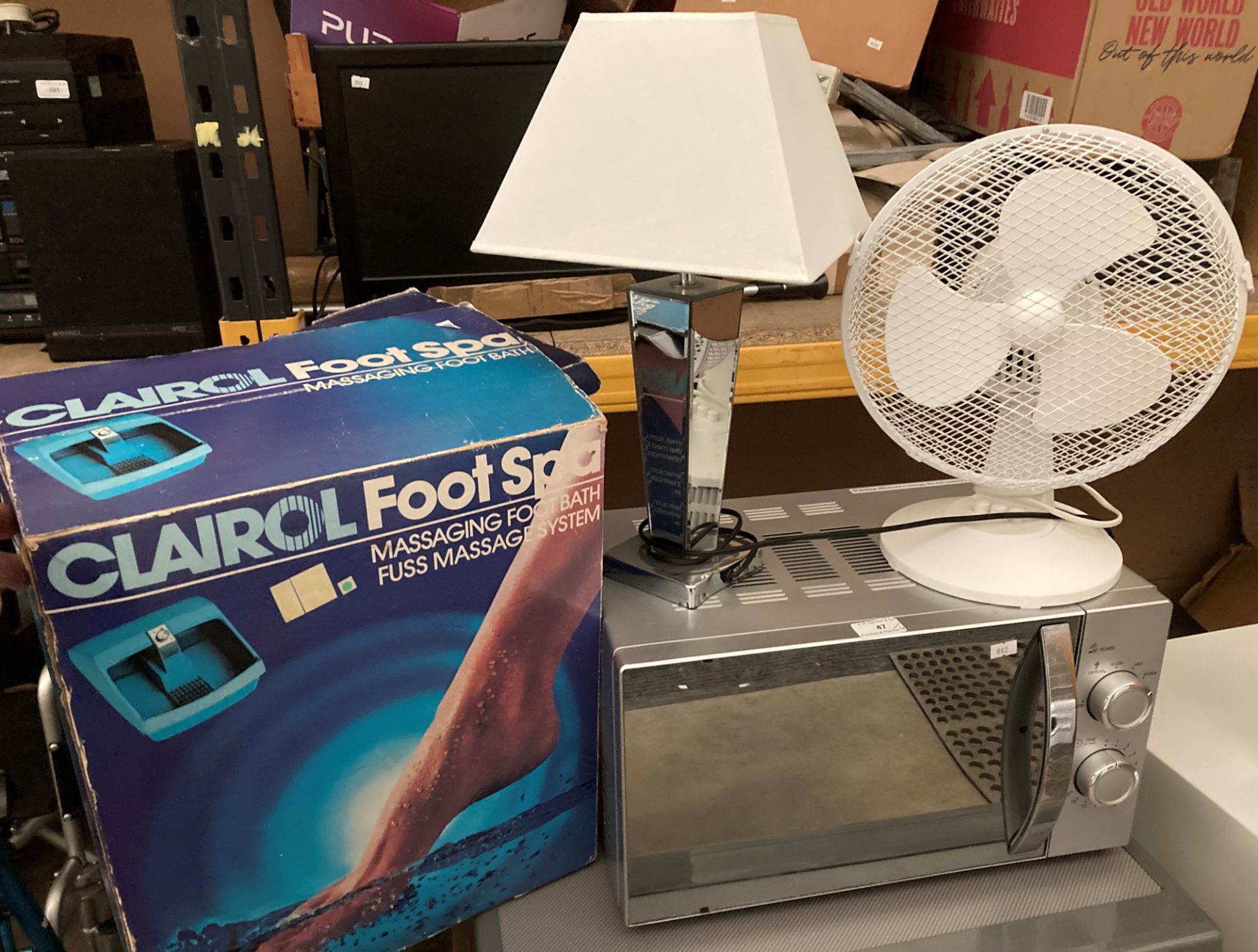 A Morrisons 17 litre microwave, table fan, - Image 2 of 2