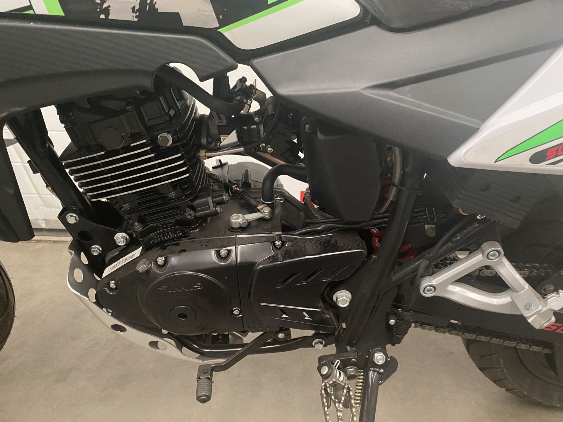 SINNIS APACHE 18 SUPERMOTO MOTORCYCLE - Petrol - Black/White/Green. - Image 13 of 19