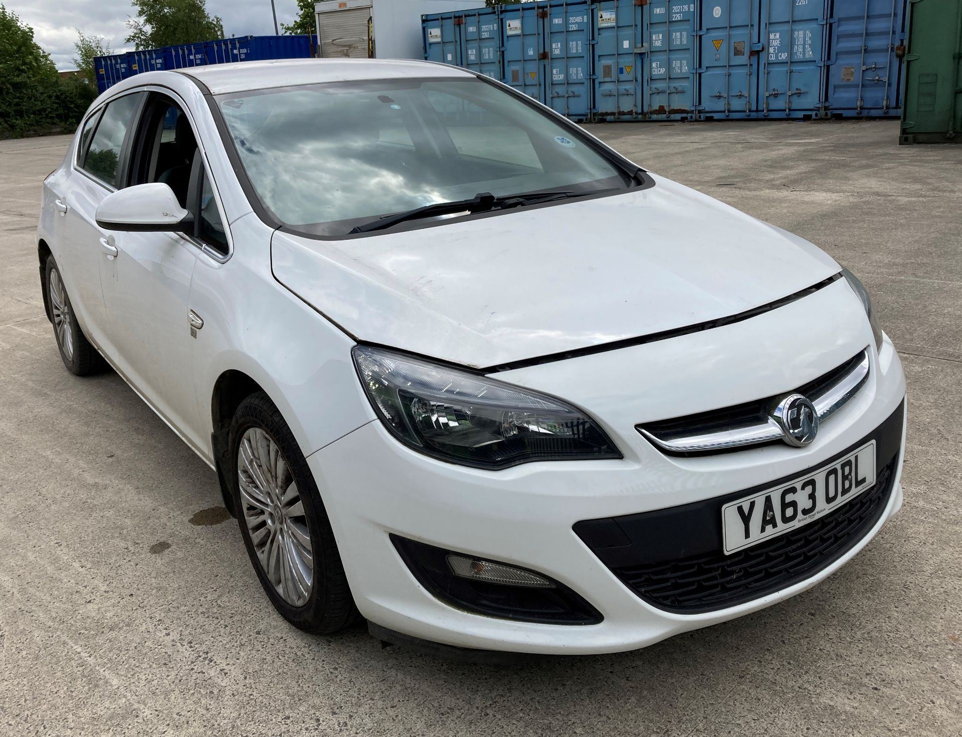 VAUXHALL ASTRA EXCITE 1.4 FIVE DOOR HATCHBACK - Petrol - White - Black cloth interior.