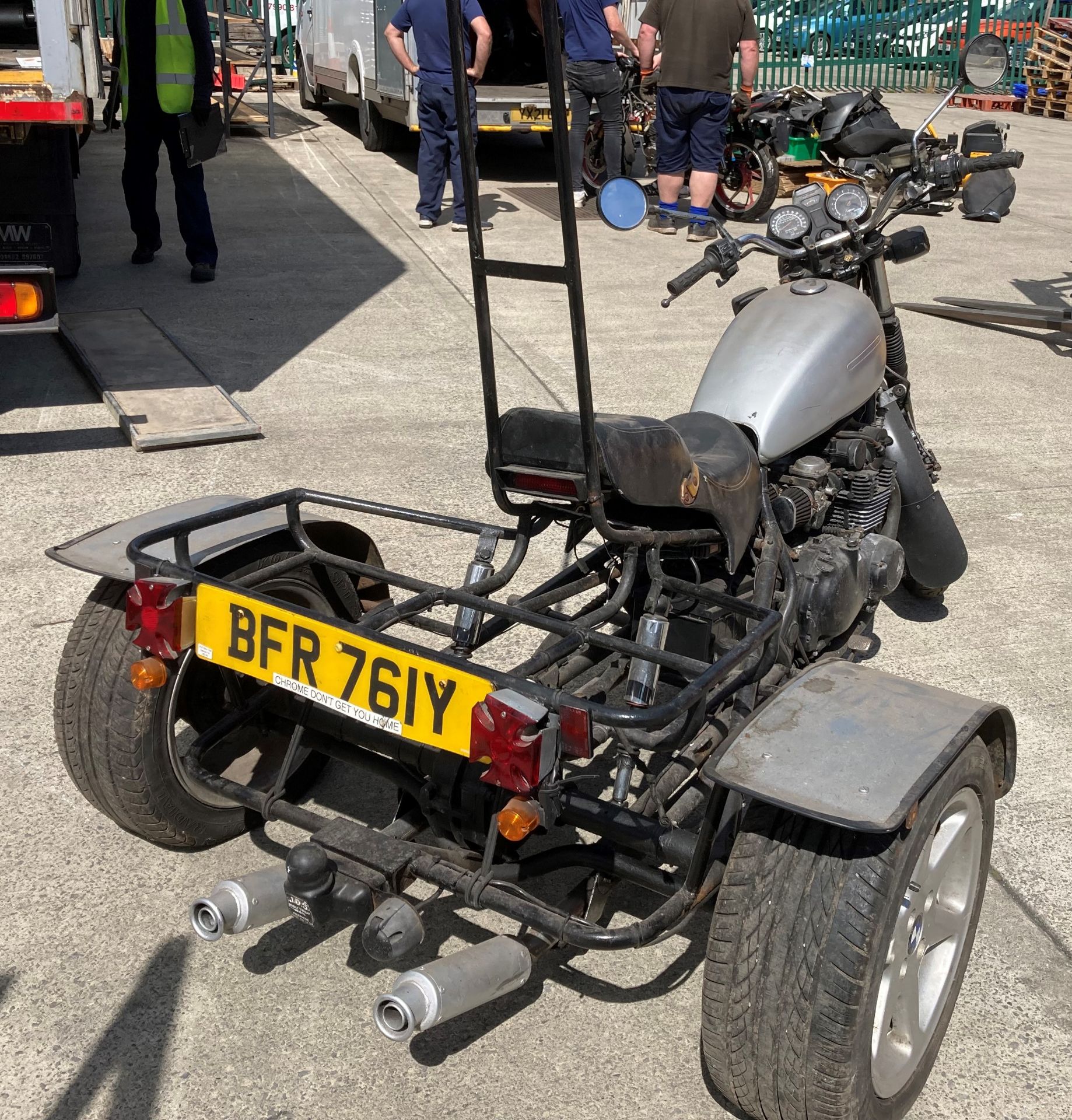 GRIFFITHS GS650 673CC THREE-WHEEL PASSENGER TRICYCLE - Petrol - Silver. - Image 5 of 7