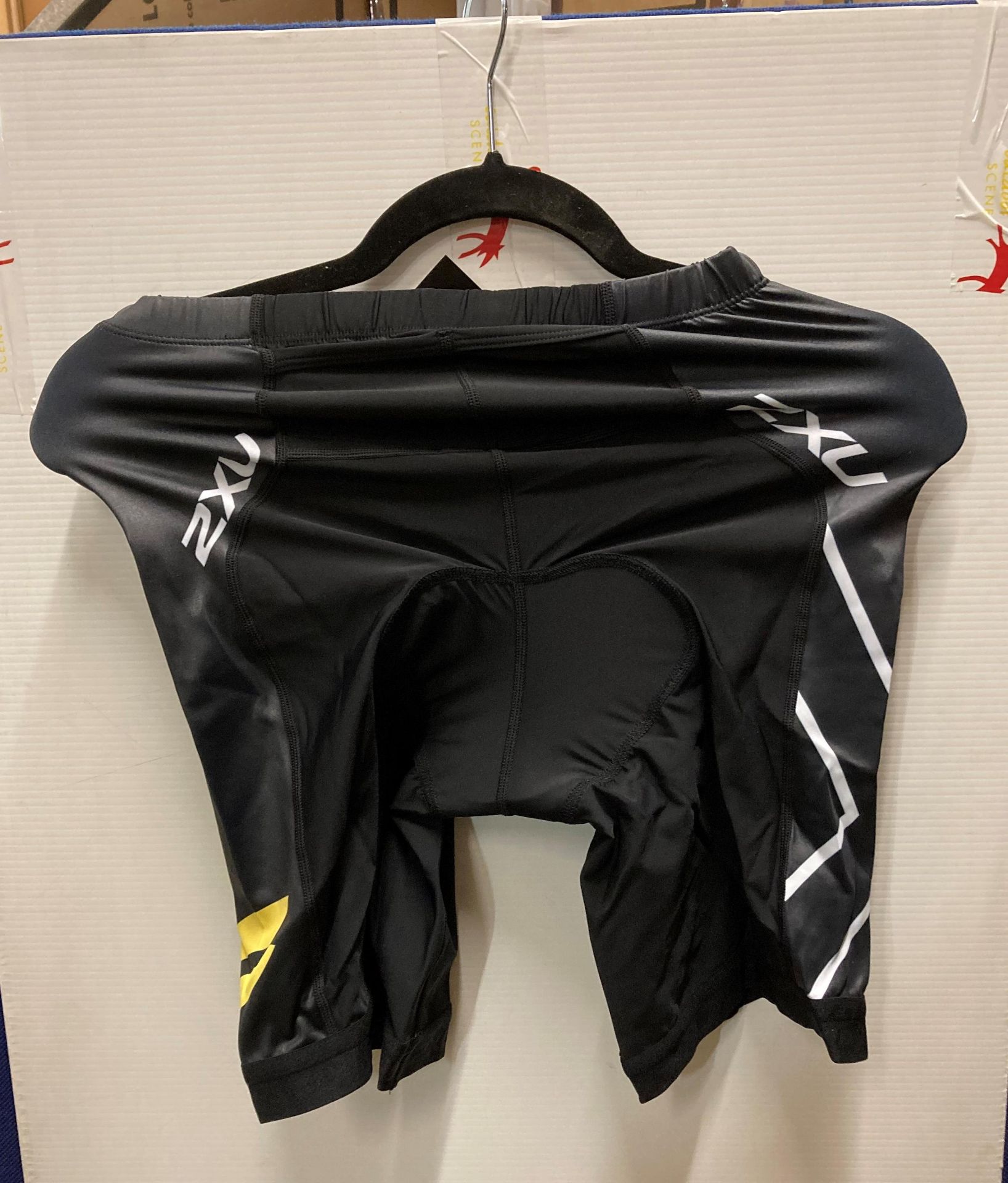 24 x pairs of 2XU men's triathlon/cycling shorts (size M) Further Information *** - Image 2 of 3