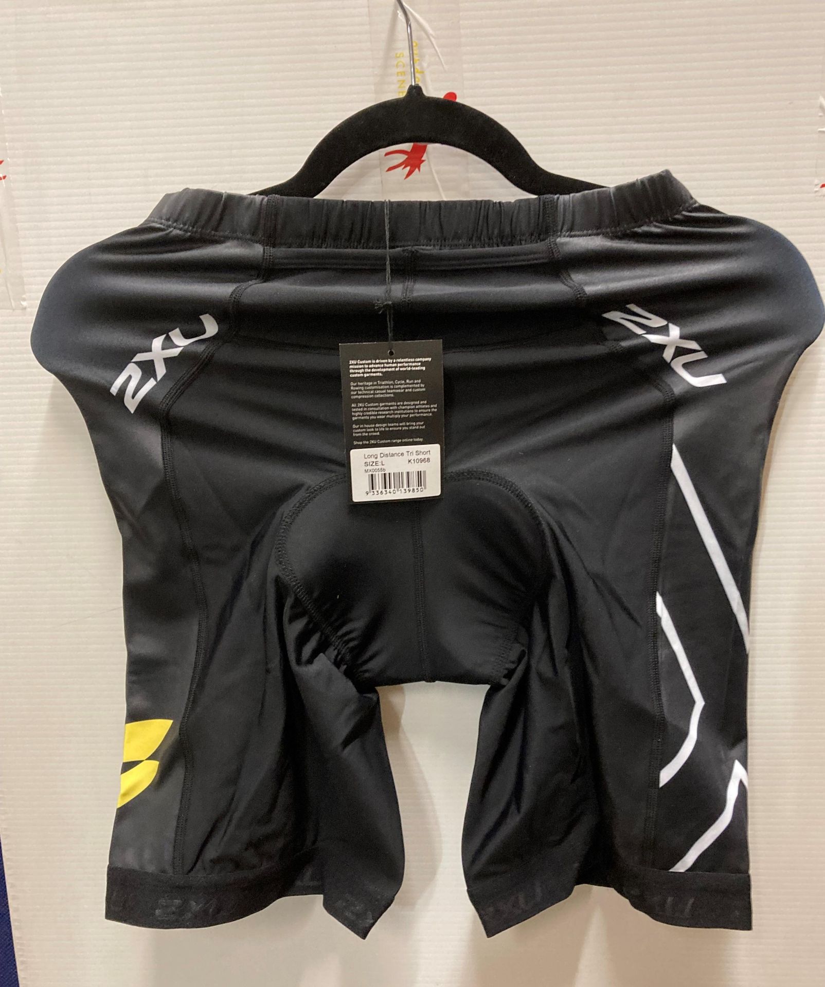 22 x pairs of 2XU men's triathlon/cycling shorts (size M) Further Information *** - Image 2 of 3