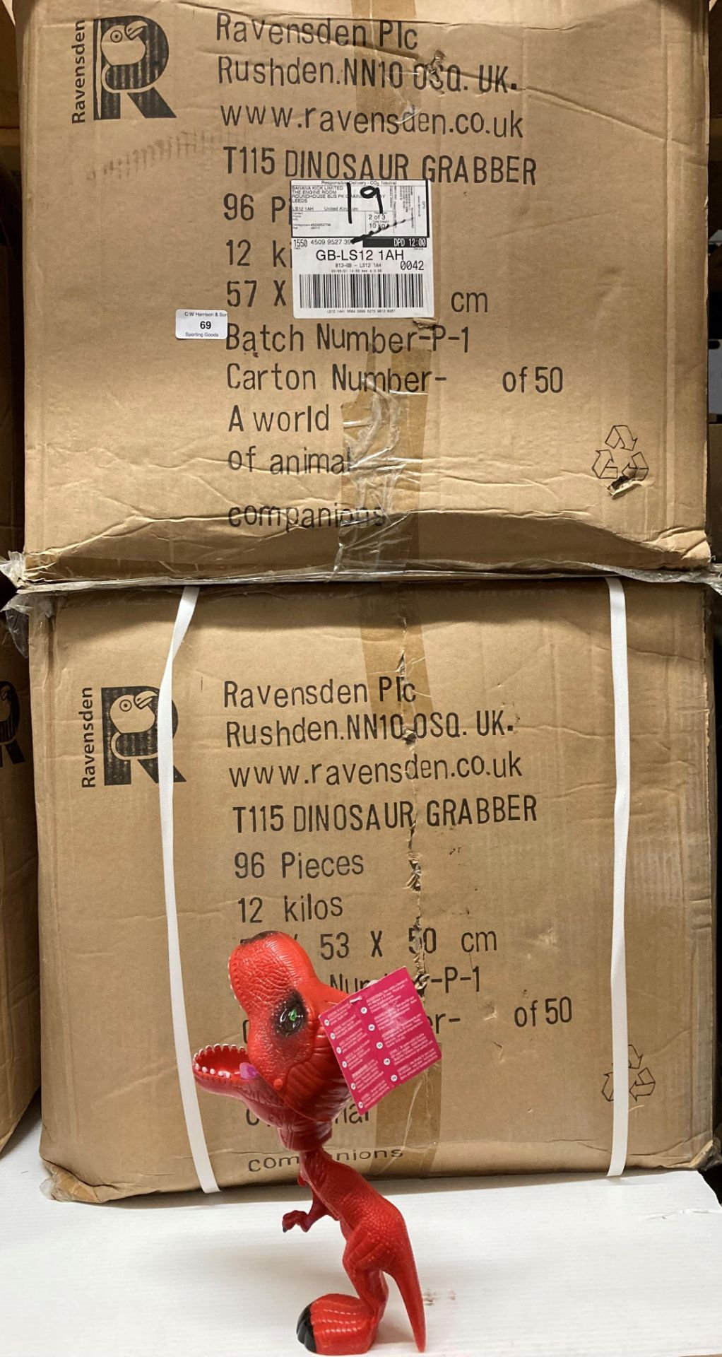 192 x Ravensden plastic dinosaur grabbers (2 boxes) Further Information *** Please - Image 2 of 2