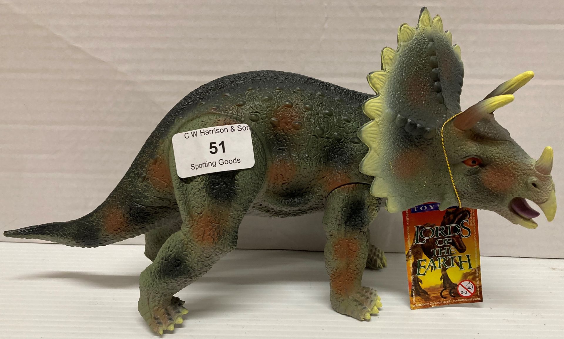 20 x hard plastic Toyway Lords of the Earth Triceratops (15cm high) Further Information