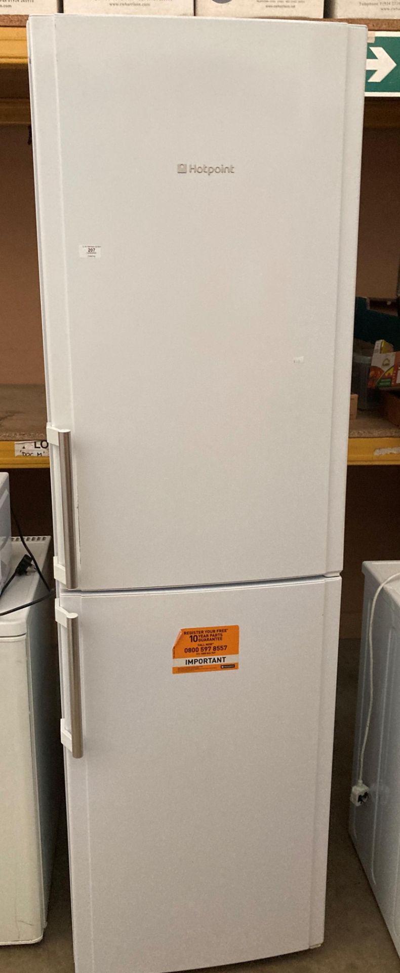 A Hotpoint Air Tech Evolution ECOFL2010 upright fridge/freezer - Image 2 of 2