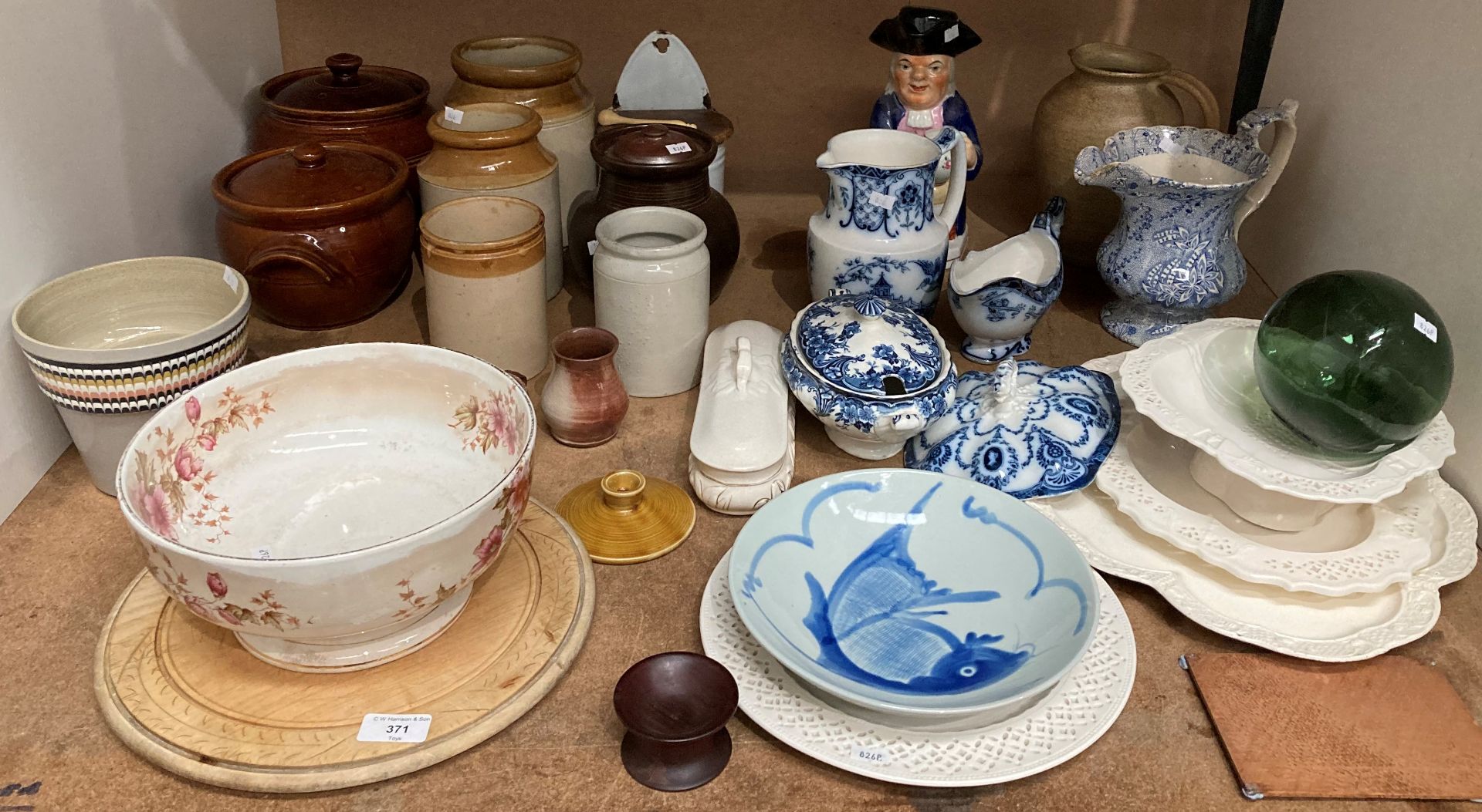 Remaining contents to rack - assorted creamware, ceramic jugs,