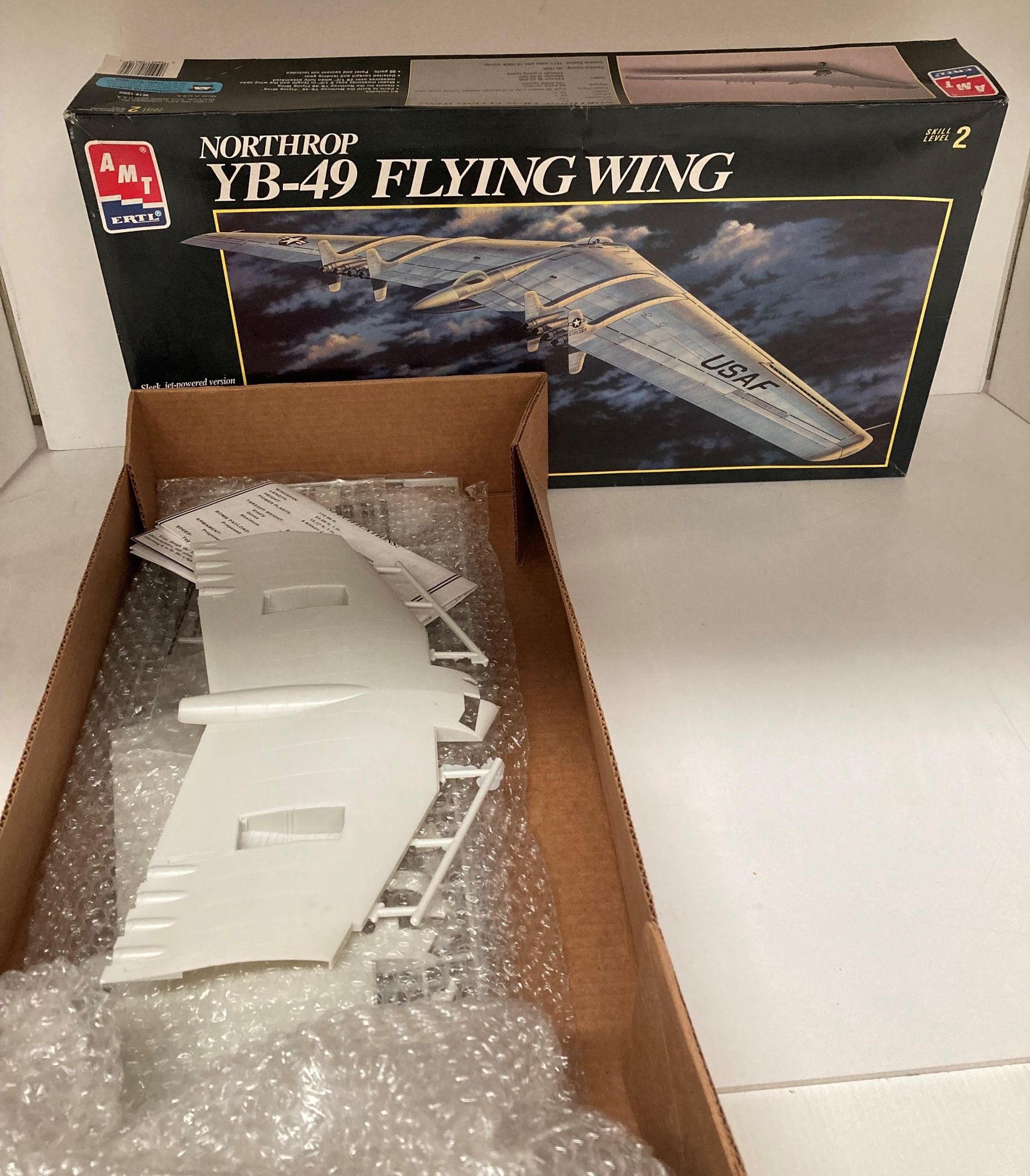 Northrop YB-49 Flying Wing 1:72 scale No: 8619 Skill Level 2 model aircraft by Amt Ertl (S1T1) - Image 2 of 2