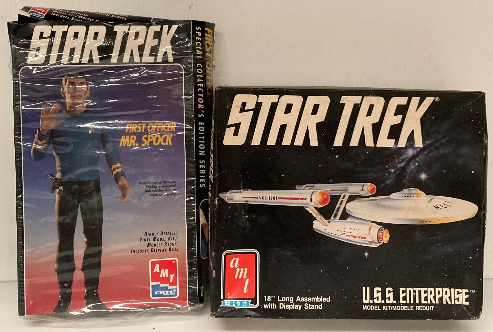 STAR TREK First Officer "Mr Spock" highly detailed vinyl model kit - Special Collectors Edition