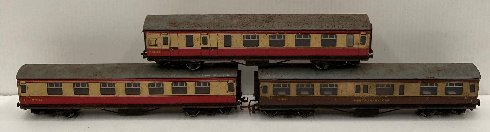 Seven assorted Hornby Dublo by Meccano diecast metal "OO" gauge "Steam Locomotive" type EDL17 a - Image 2 of 3