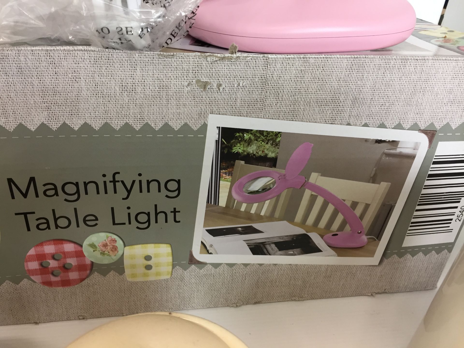 Twenty plus items including boxed pink Crafty magnifying table light, - Image 2 of 4