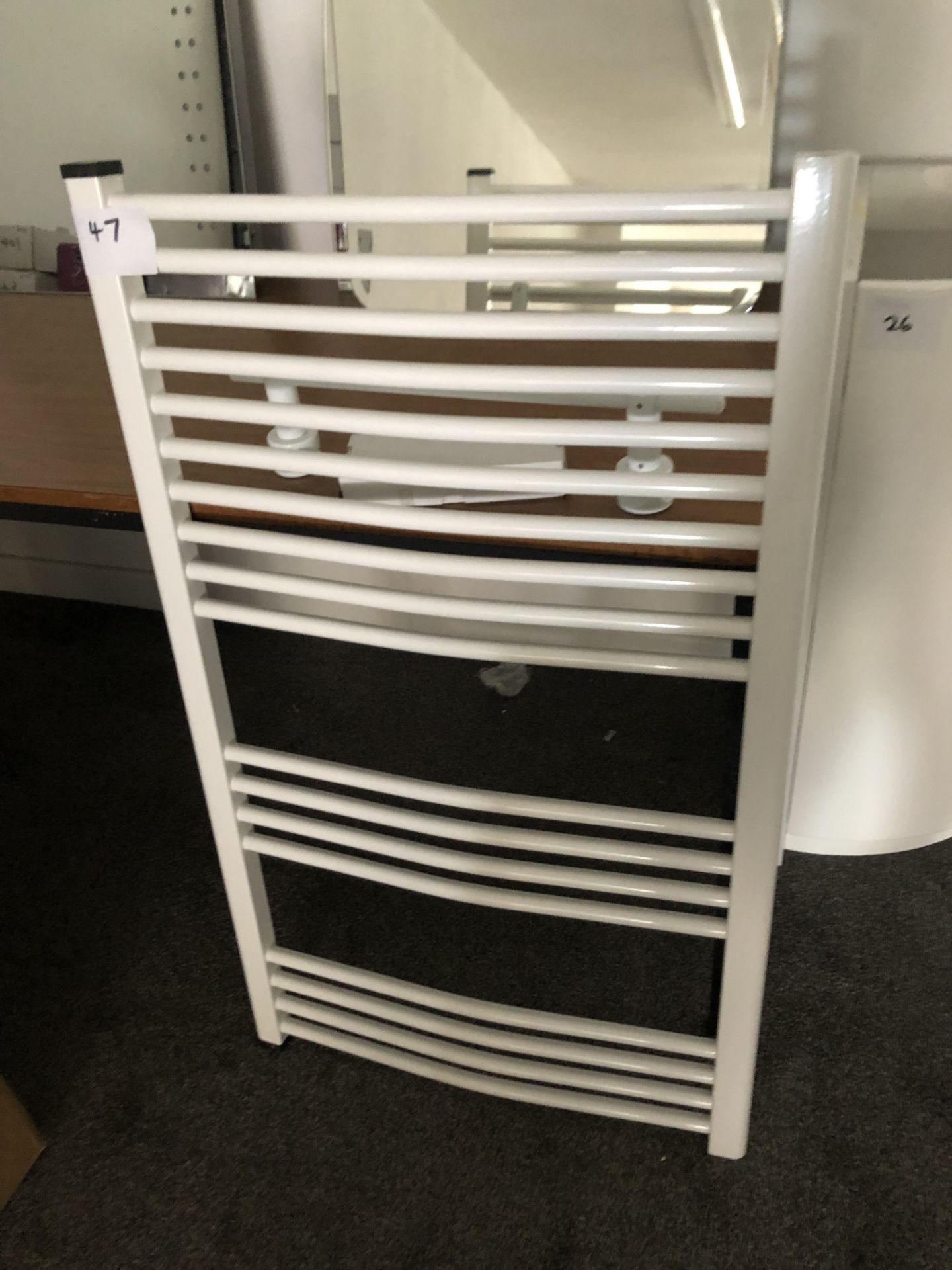 600X1000MM WHITE TOWEL RAD WITH ACCESSORY BAR RAIL Further Information PLEASE NOTE: