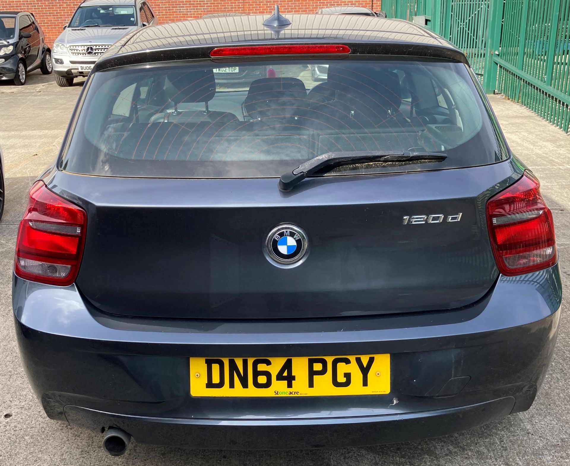 BMW 2.0 120D SE automatic three door hatchback - diesel - grey - black cloth interior. - Image 4 of 12