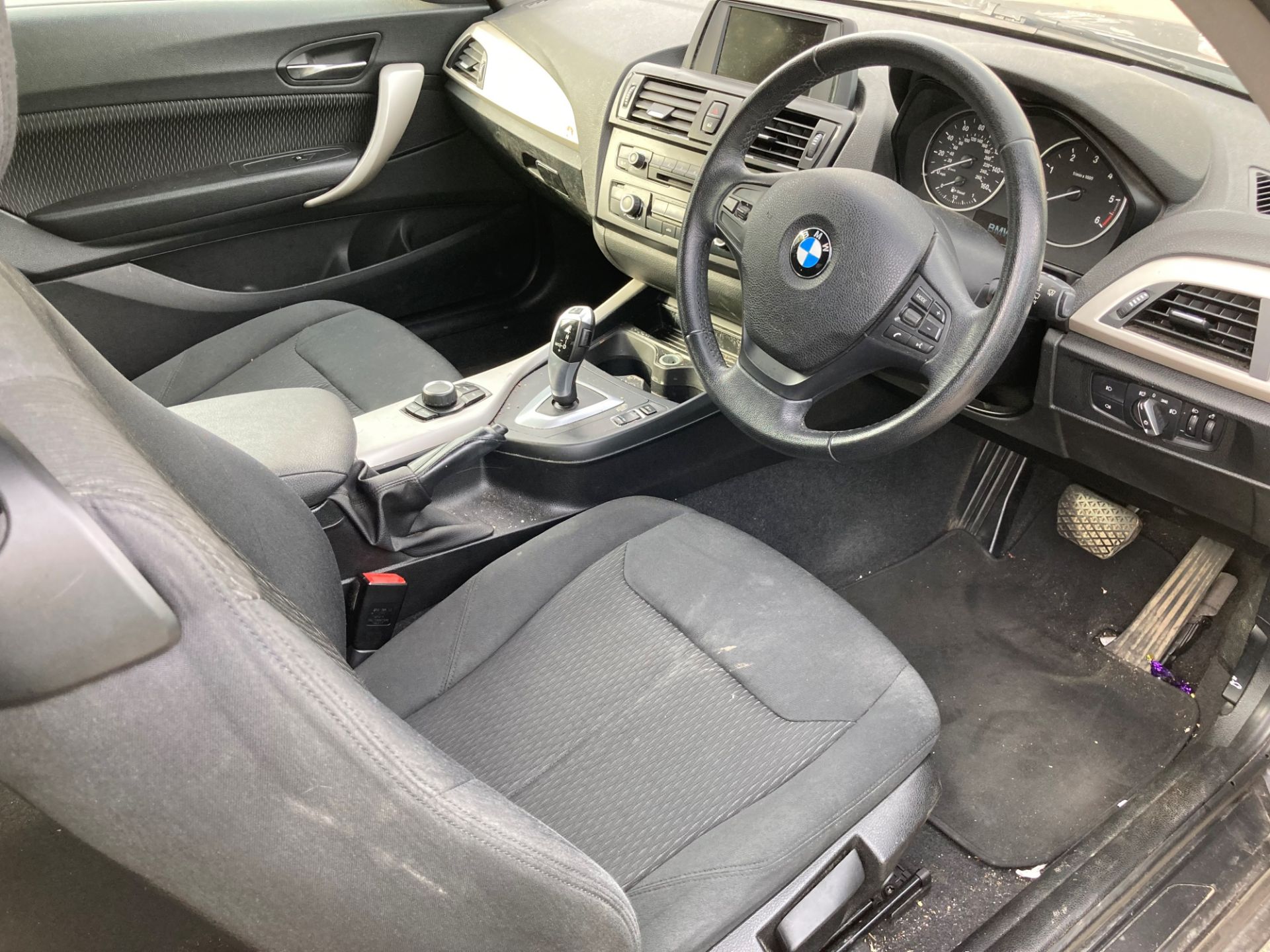 BMW 2.0 120D SE automatic three door hatchback - diesel - grey - black cloth interior. - Image 9 of 12