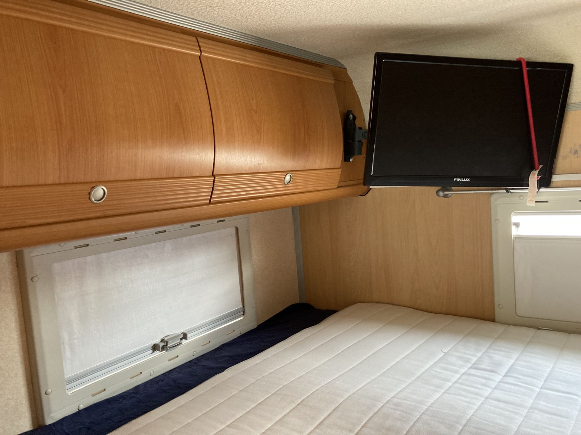 FIAT PILOTE GALAXY 50 six berth motorhome - diesel - white. - Image 20 of 33