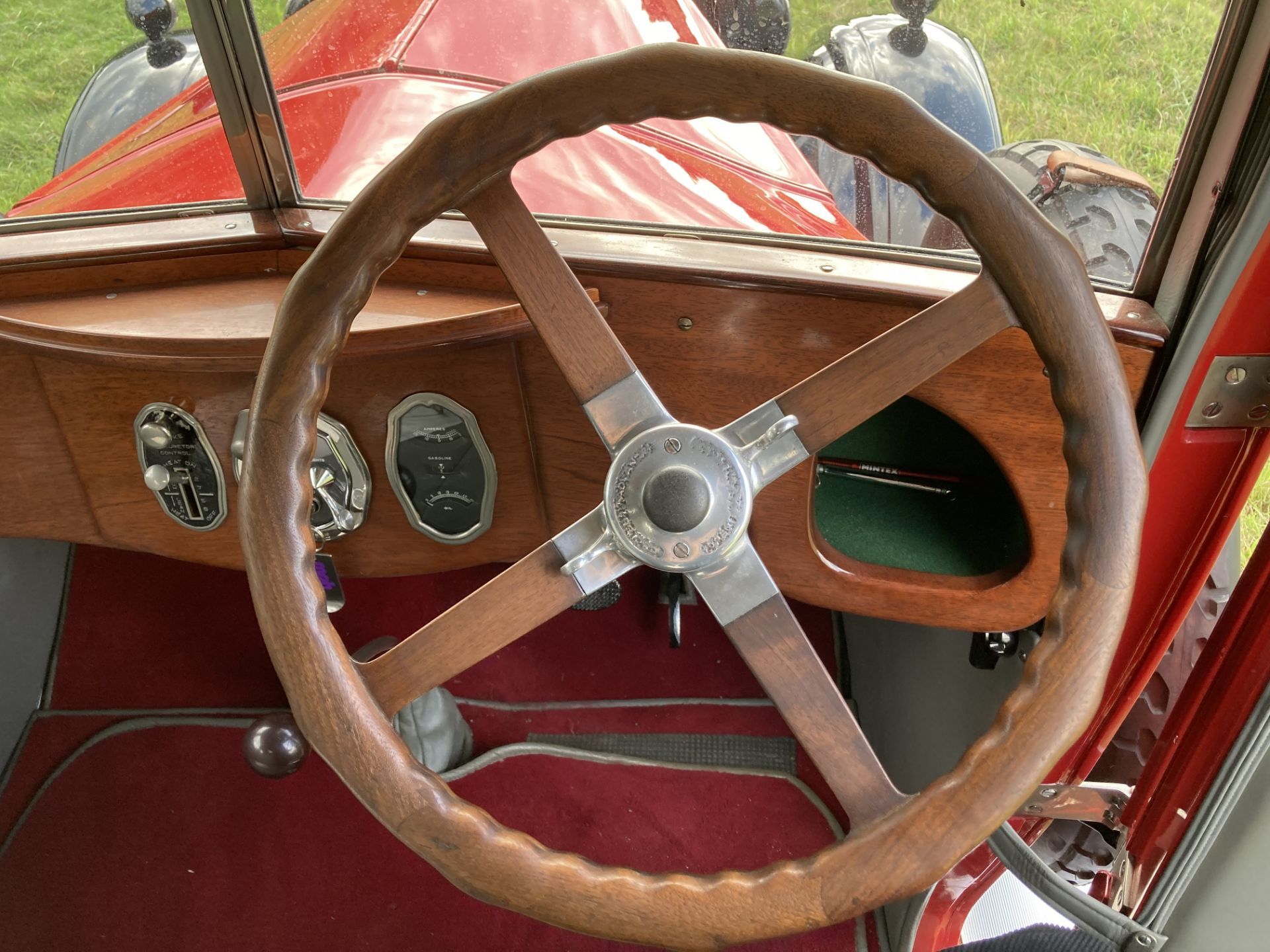 HISTORIC VEHICLE - 1924 BUICK McLAUGHLIN LIMOUSINE - Petrol - Red/Black - Blue/grey cloth interior. - Image 16 of 30