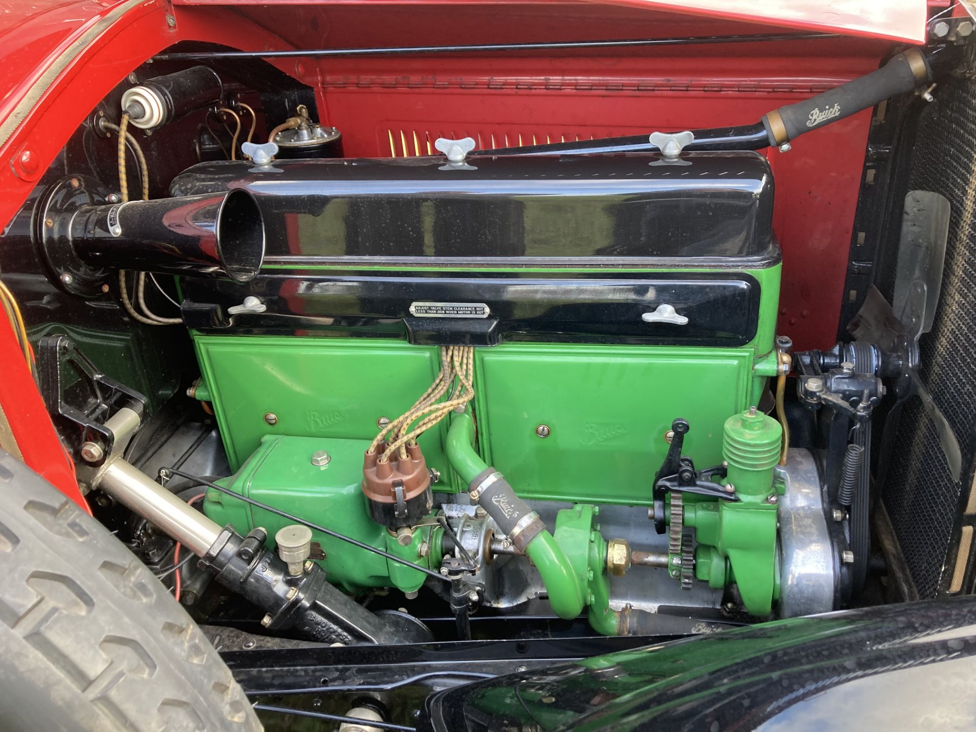 HISTORIC VEHICLE - 1924 BUICK McLAUGHLIN LIMOUSINE - Petrol - Red/Black - Blue/grey cloth interior. - Image 26 of 30