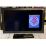 LG 32" TV complete with remote,
