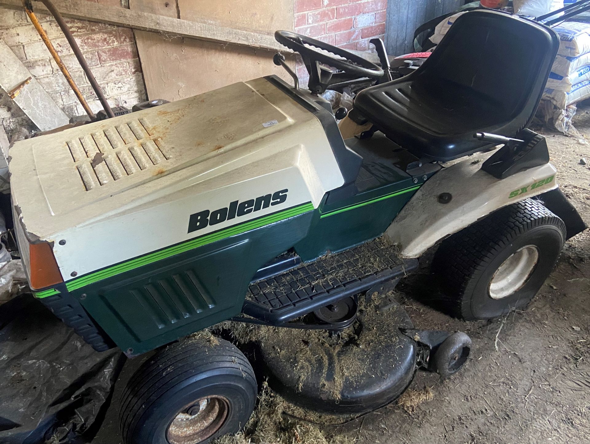 Bolens ride on petrol rotary mower SX120