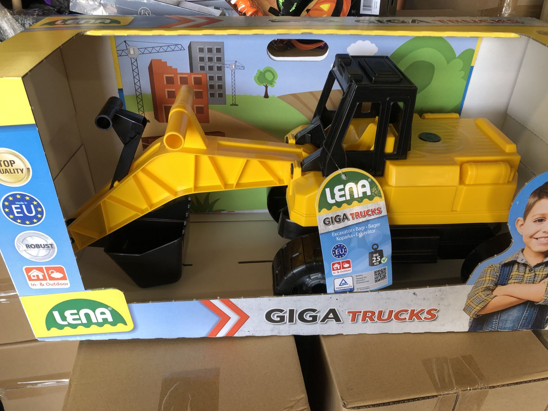 1 X GIANT GIGA LENA TRUCK CRANE RIDE ON YELLOW AND BLACK