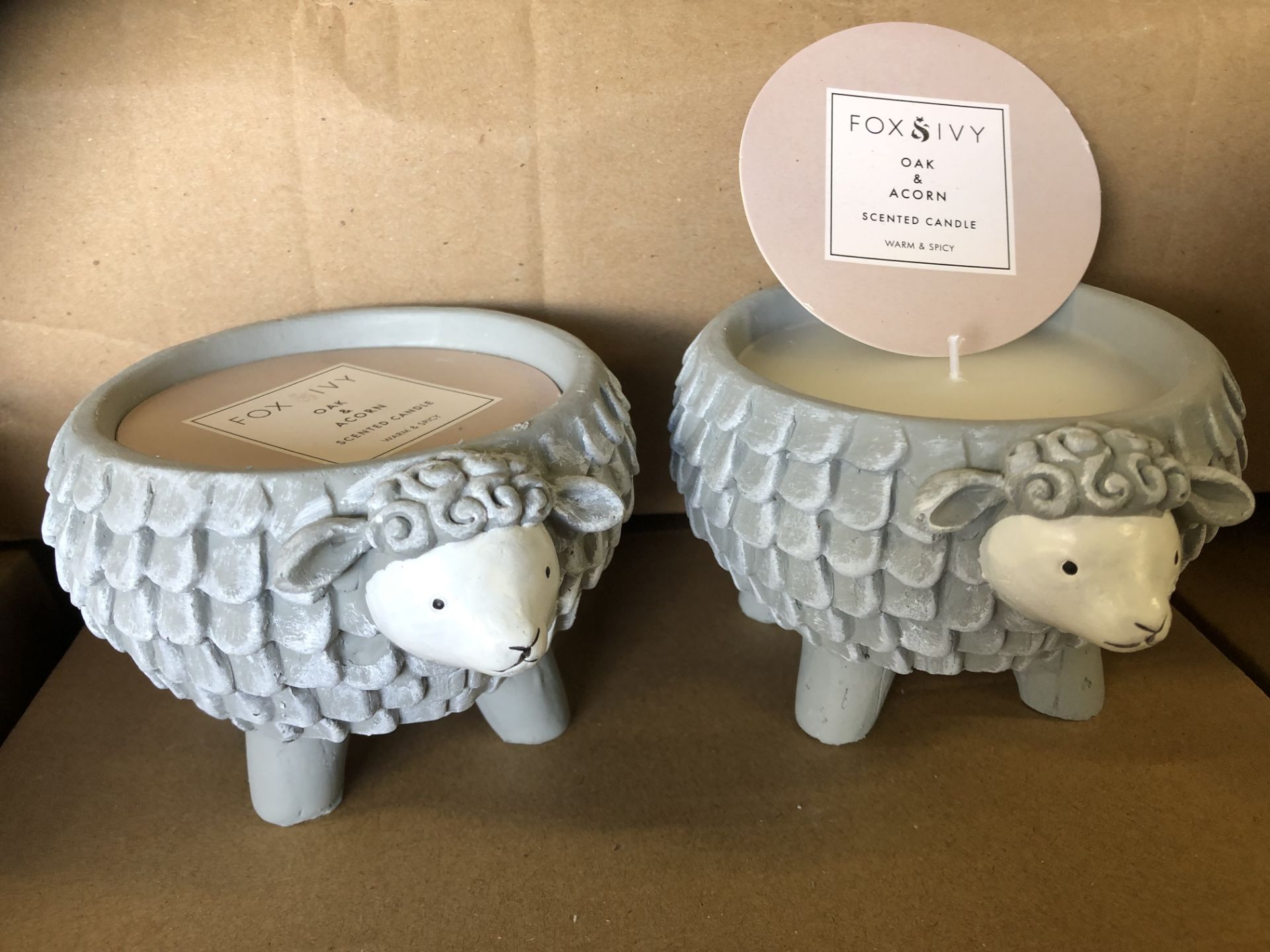 1 BOX 12 FOX & IVY SHEEP CANDLE GREY AND WHITE (TOTAL QUANTITY 12)
