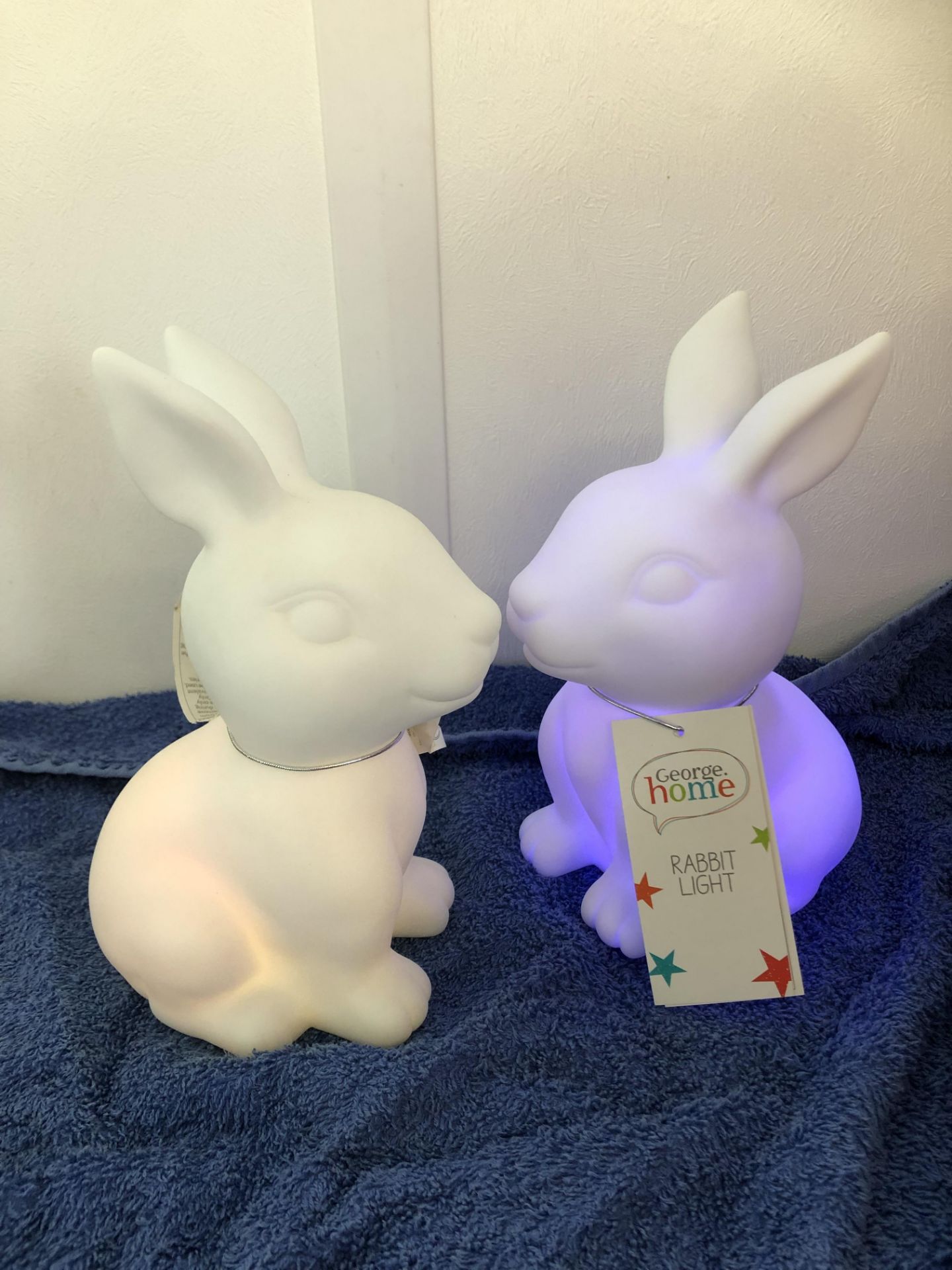 6 BOXES X 2 RABBIT LIGHTS COLOUR CHANGING BATTERY OPERATED (TOTAL QUANTITY 12) - Image 3 of 3